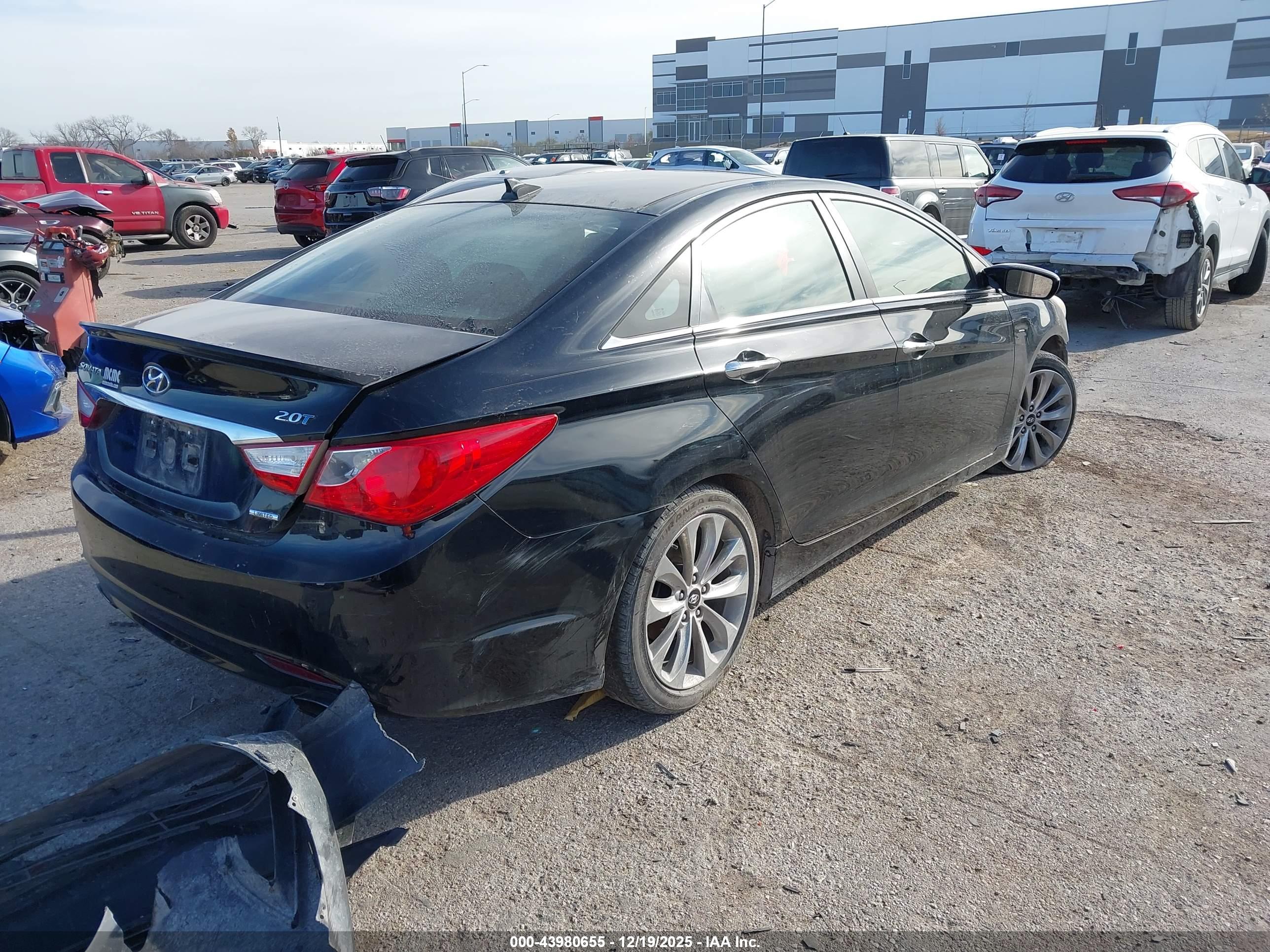 HYUNDAI SONATA image 4