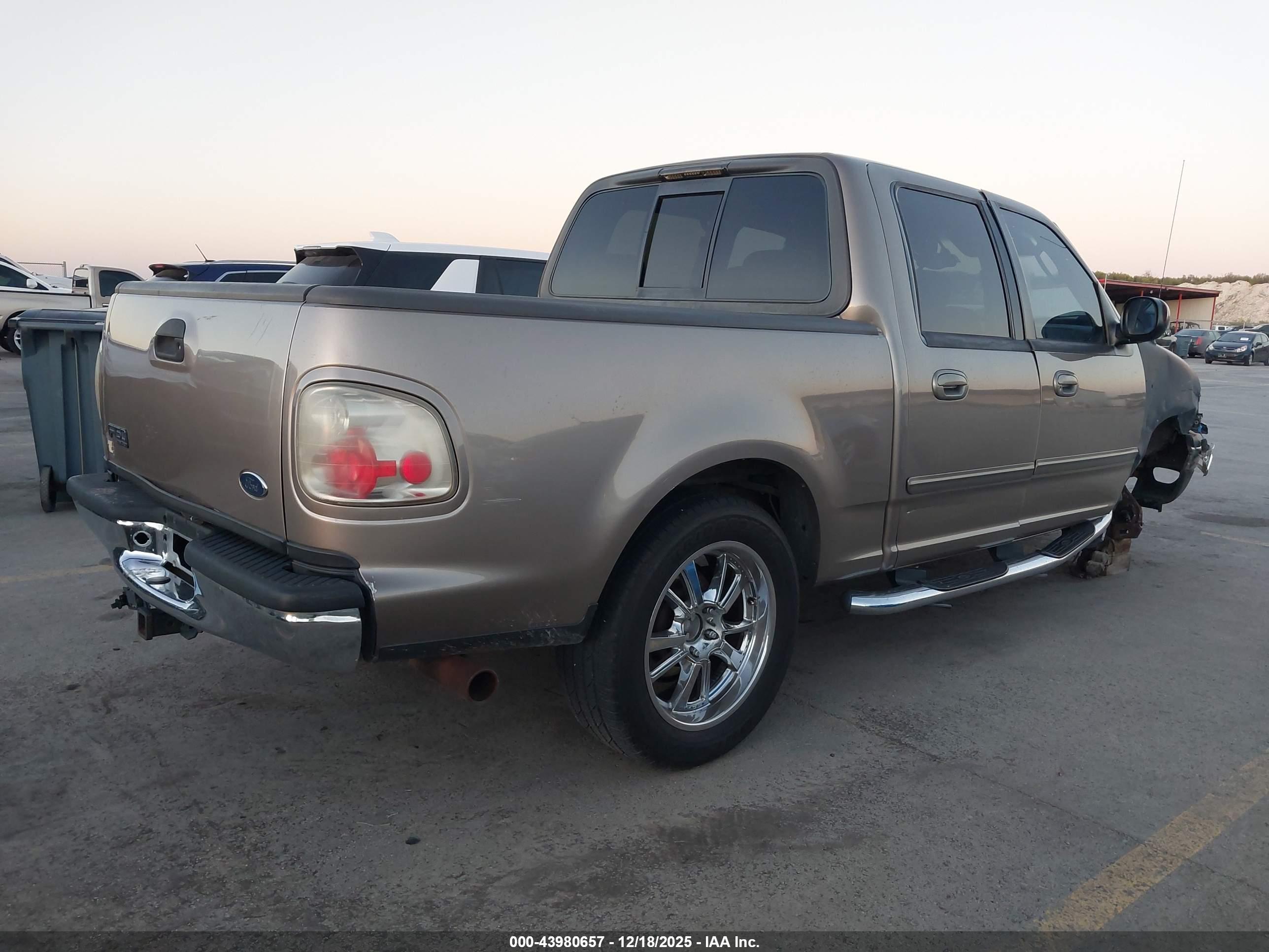 FORD F-150 image 4