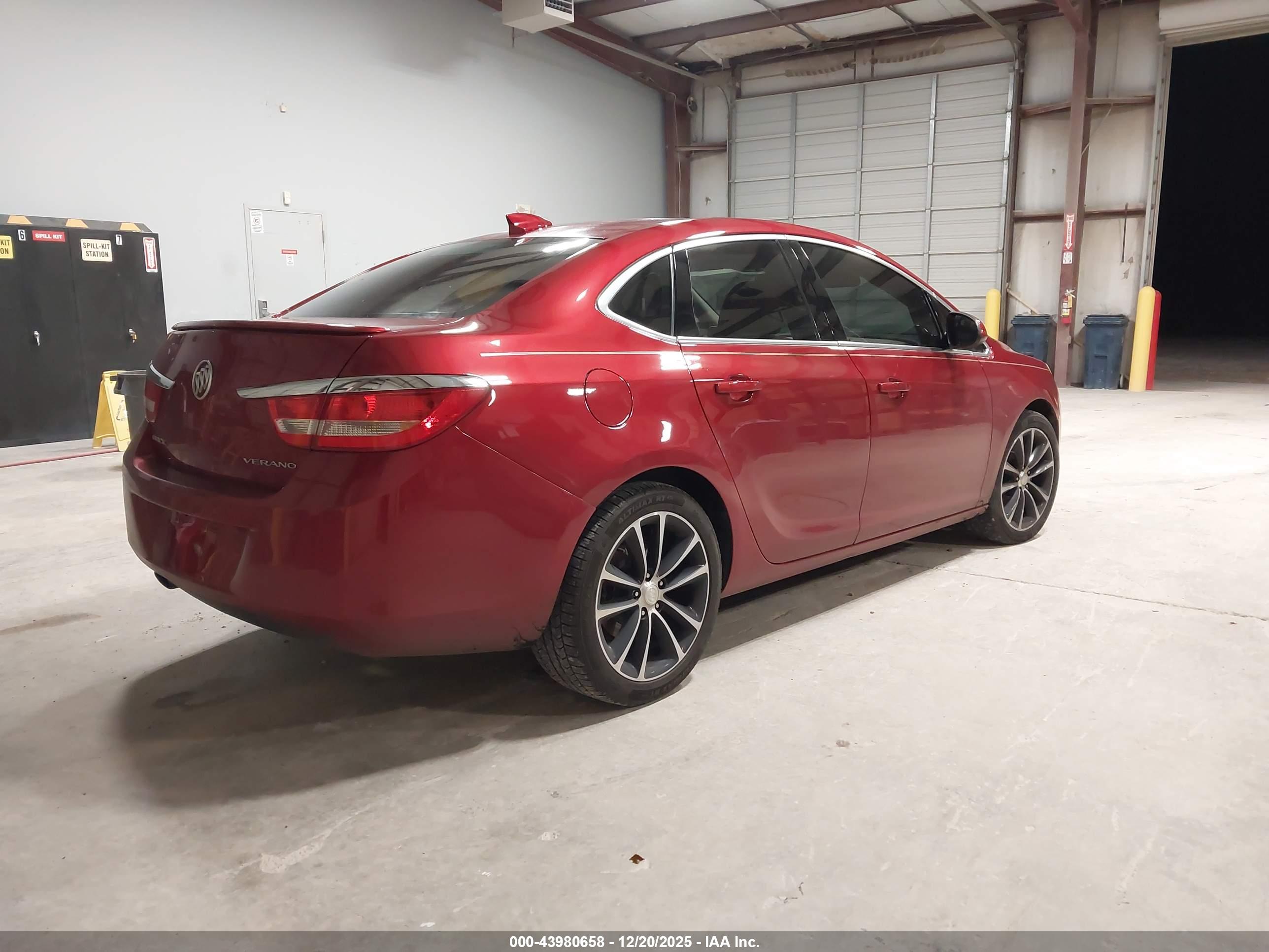 BUICK VERANO image 4