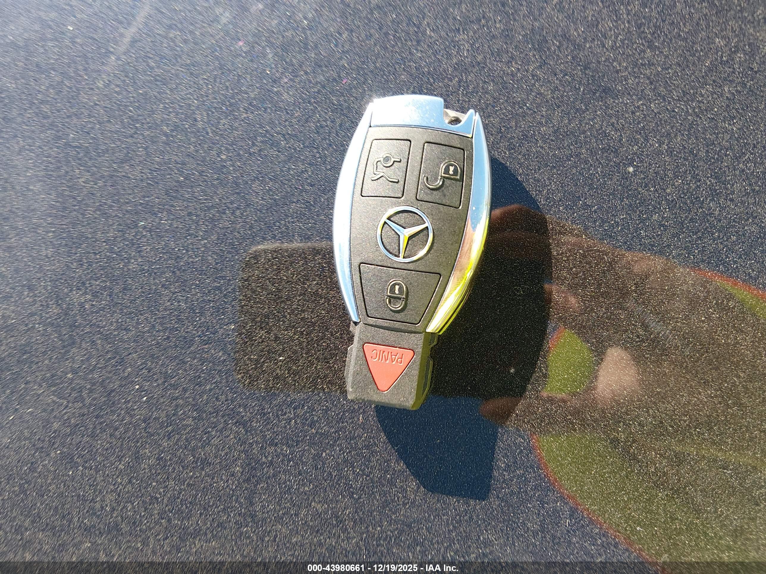 MERCEDES-BENZ CLA image 11
