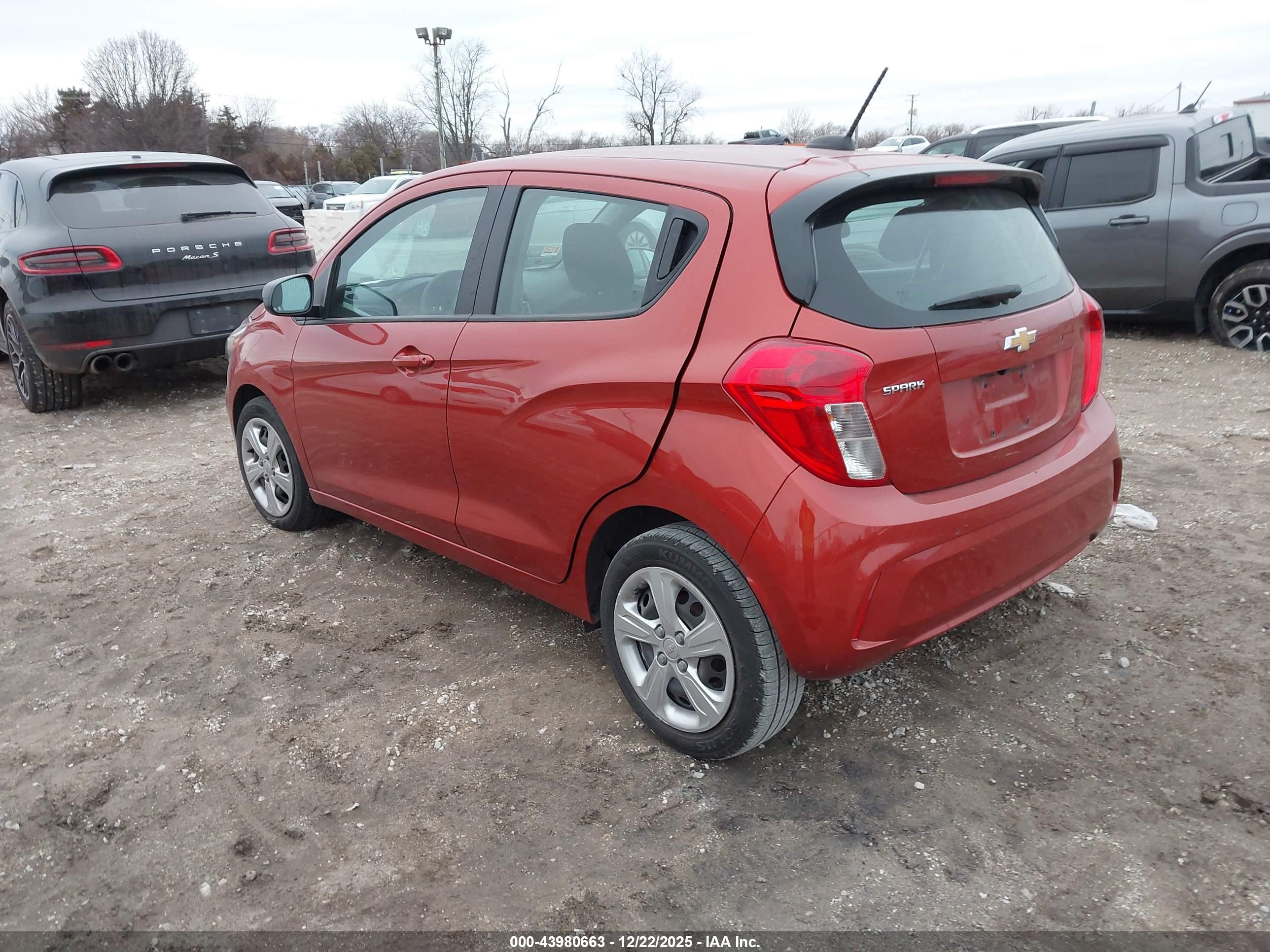 CHEVROLET SPARK image 3