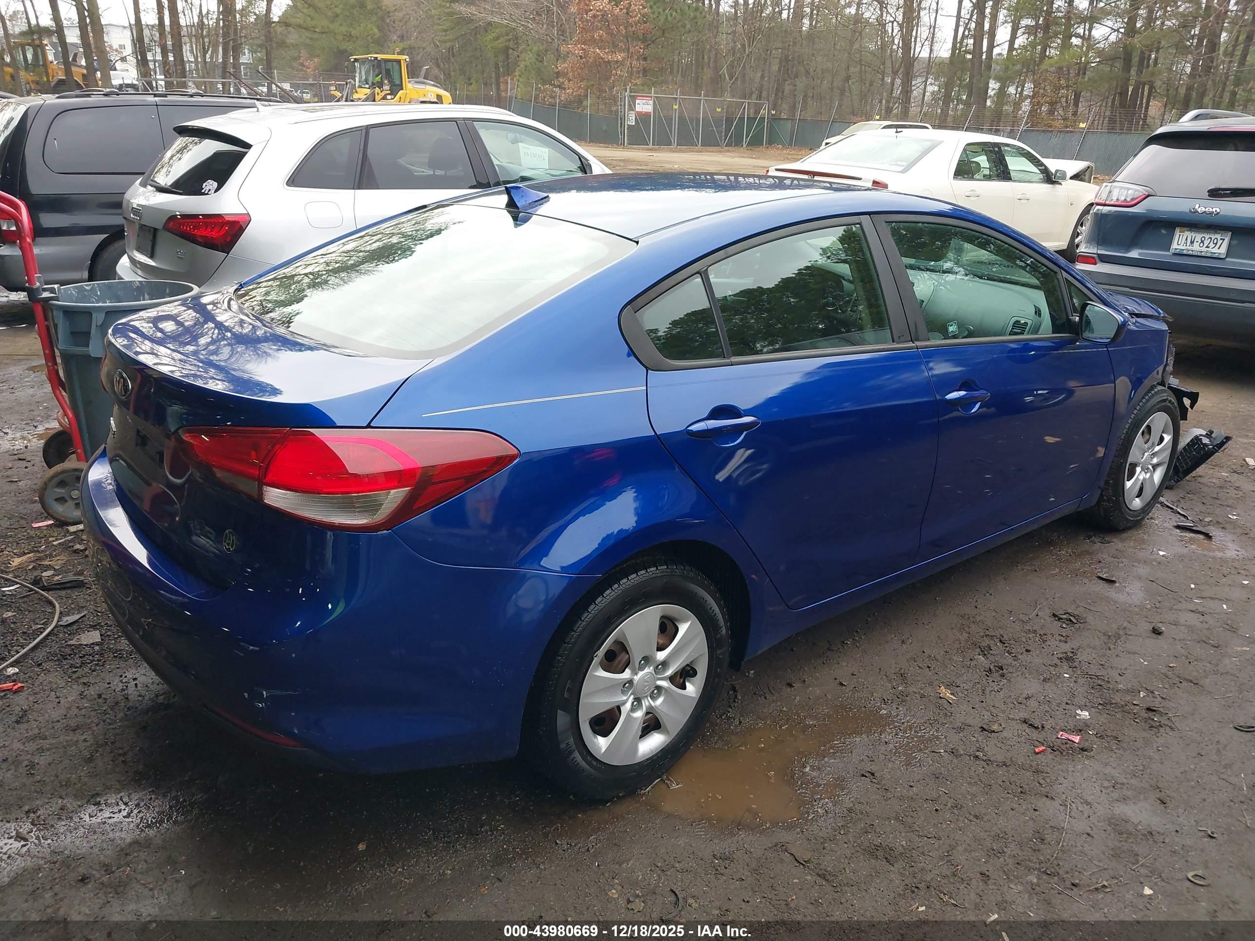 KIA FORTE image 4