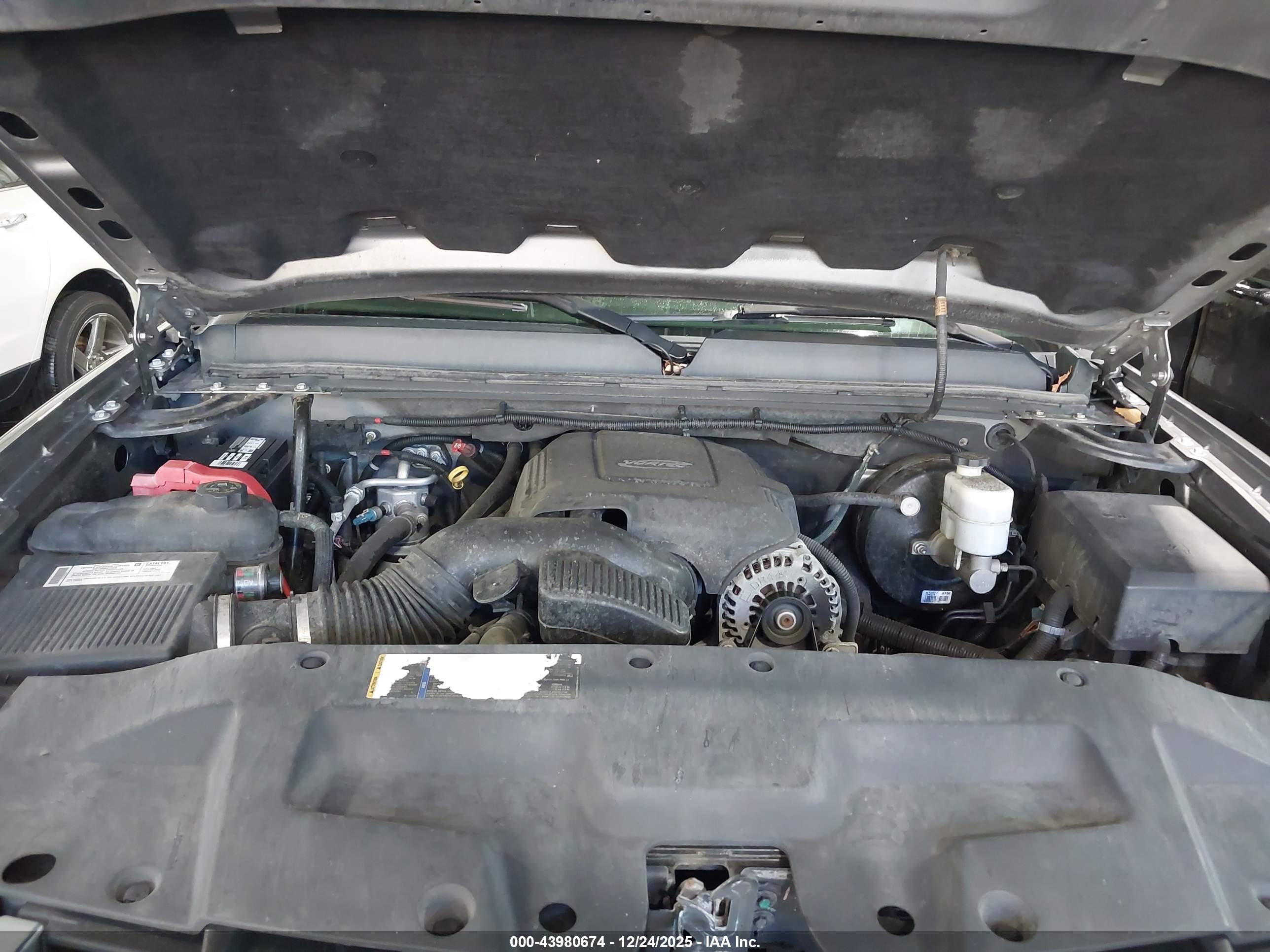 GMC SIERRA image 10