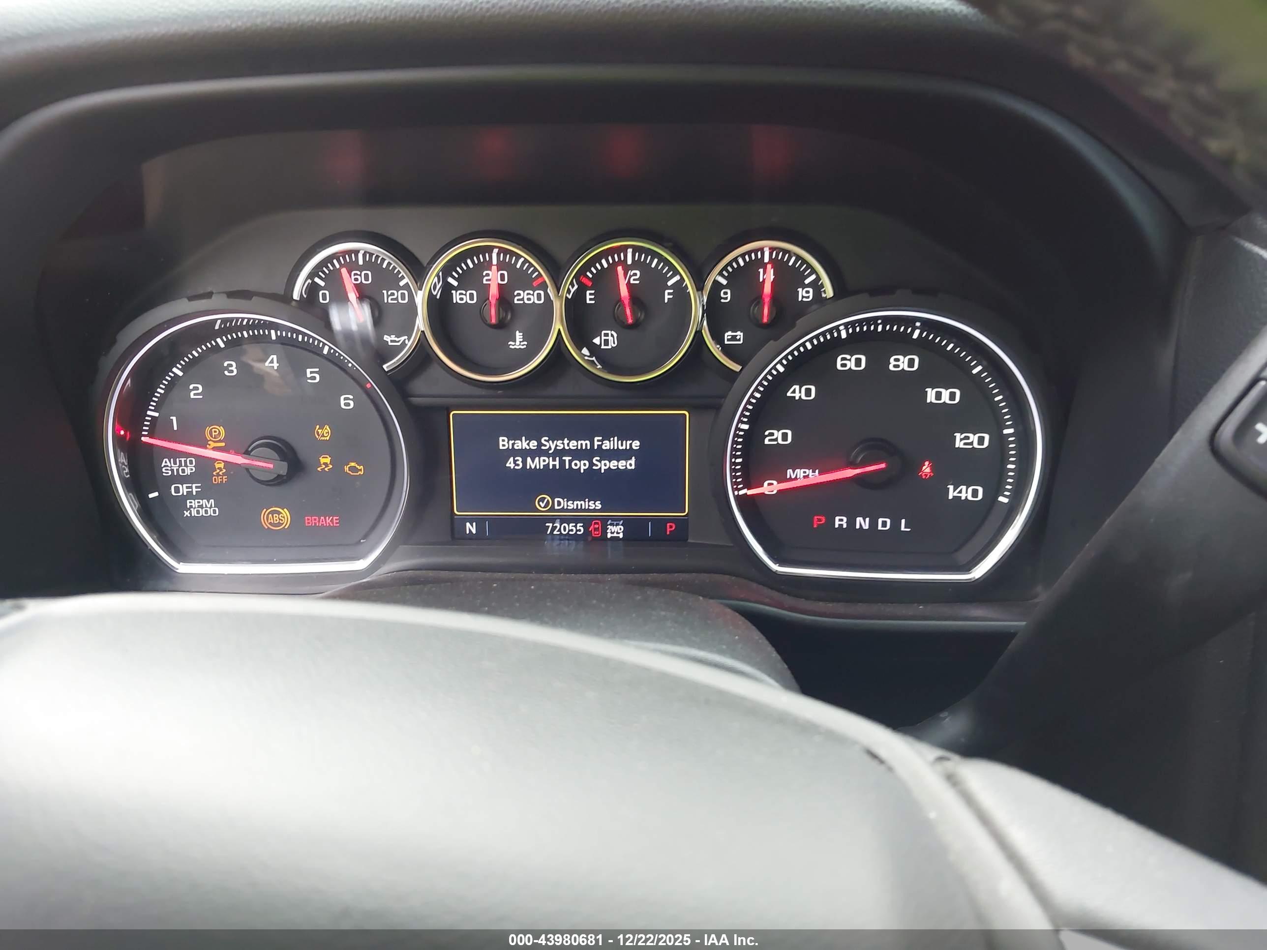 CHEVROLET SILVERADO image 7