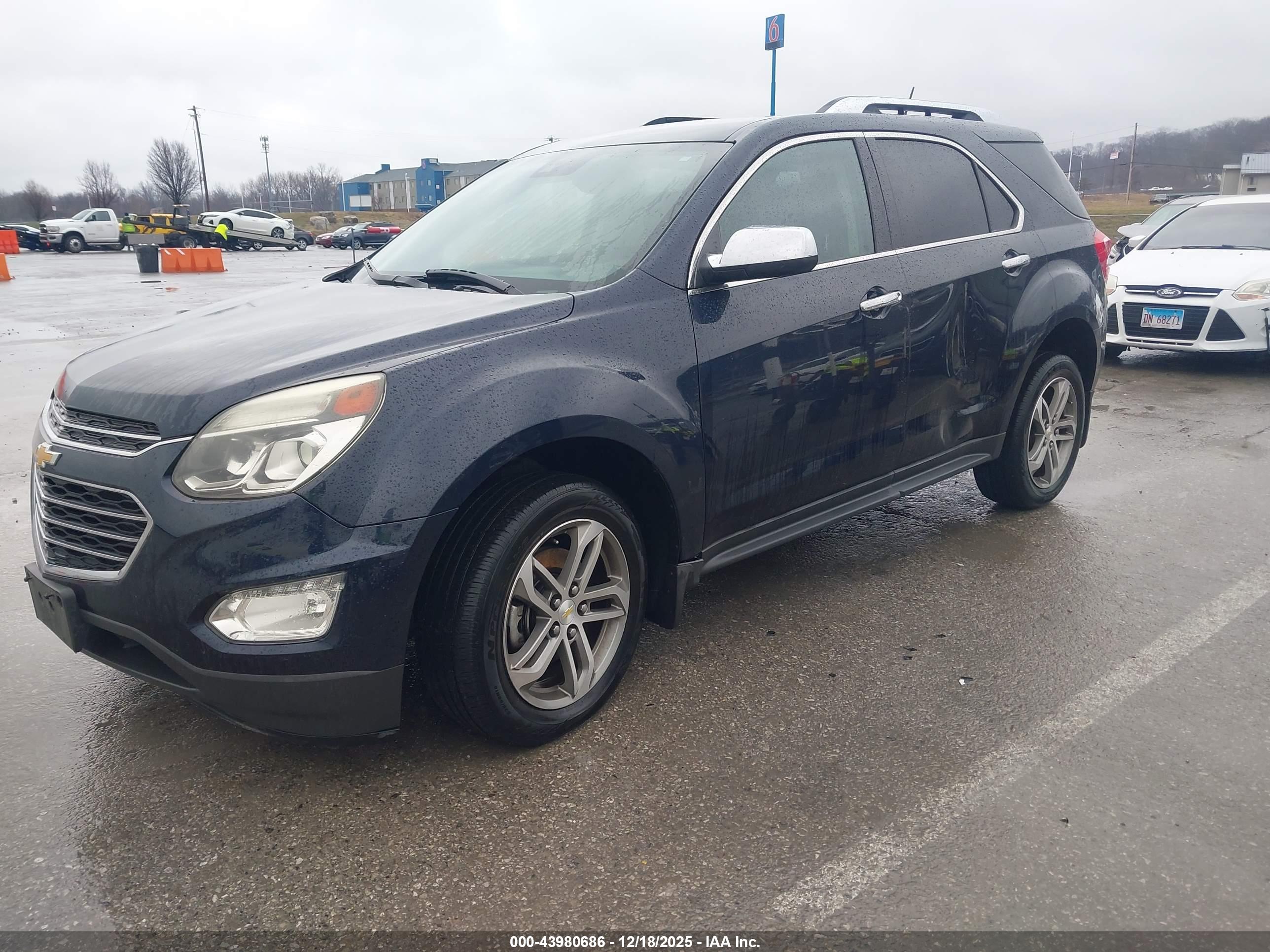 CHEVROLET EQUINOX image 2