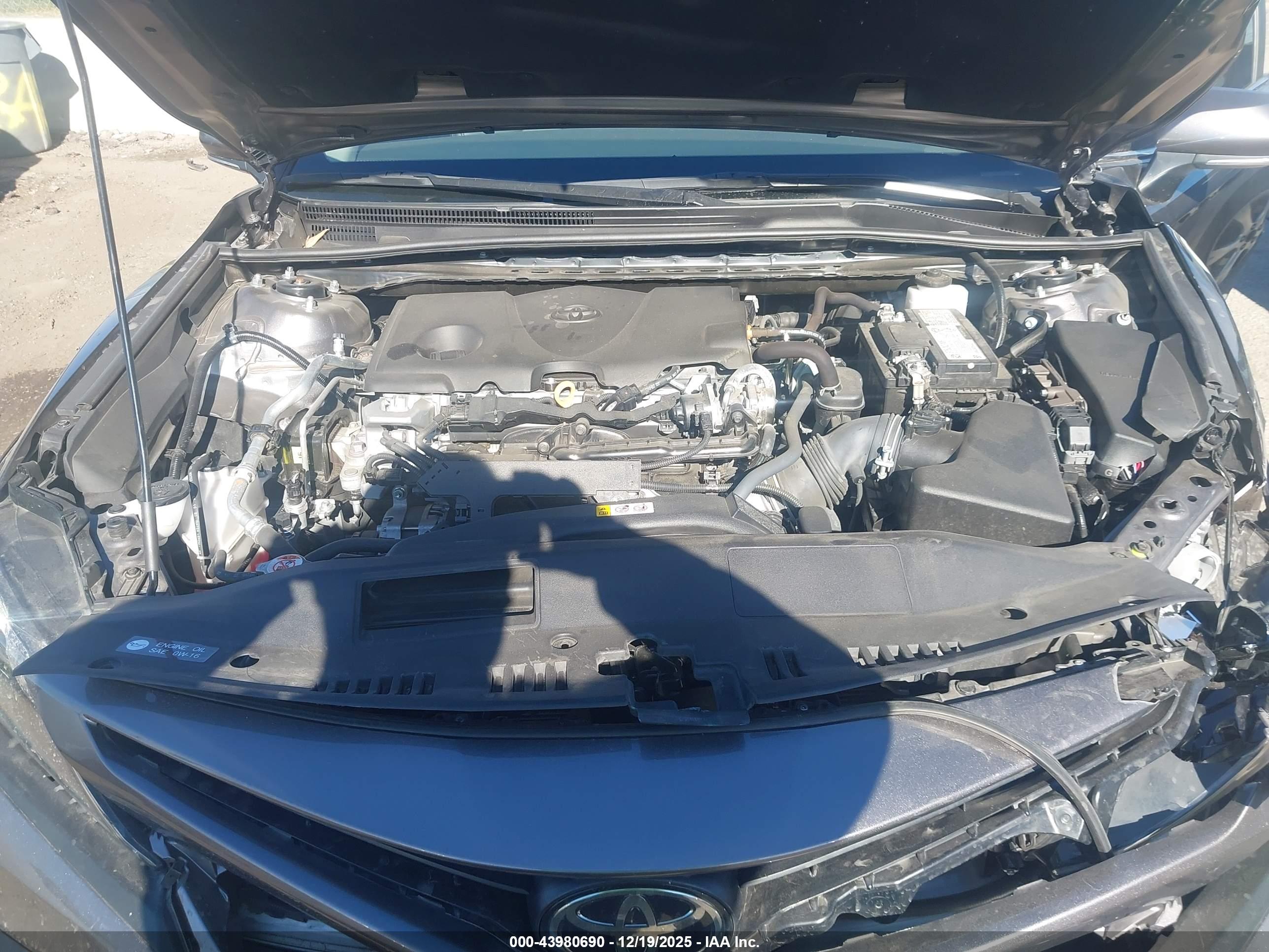 TOYOTA CAMRY image 10
