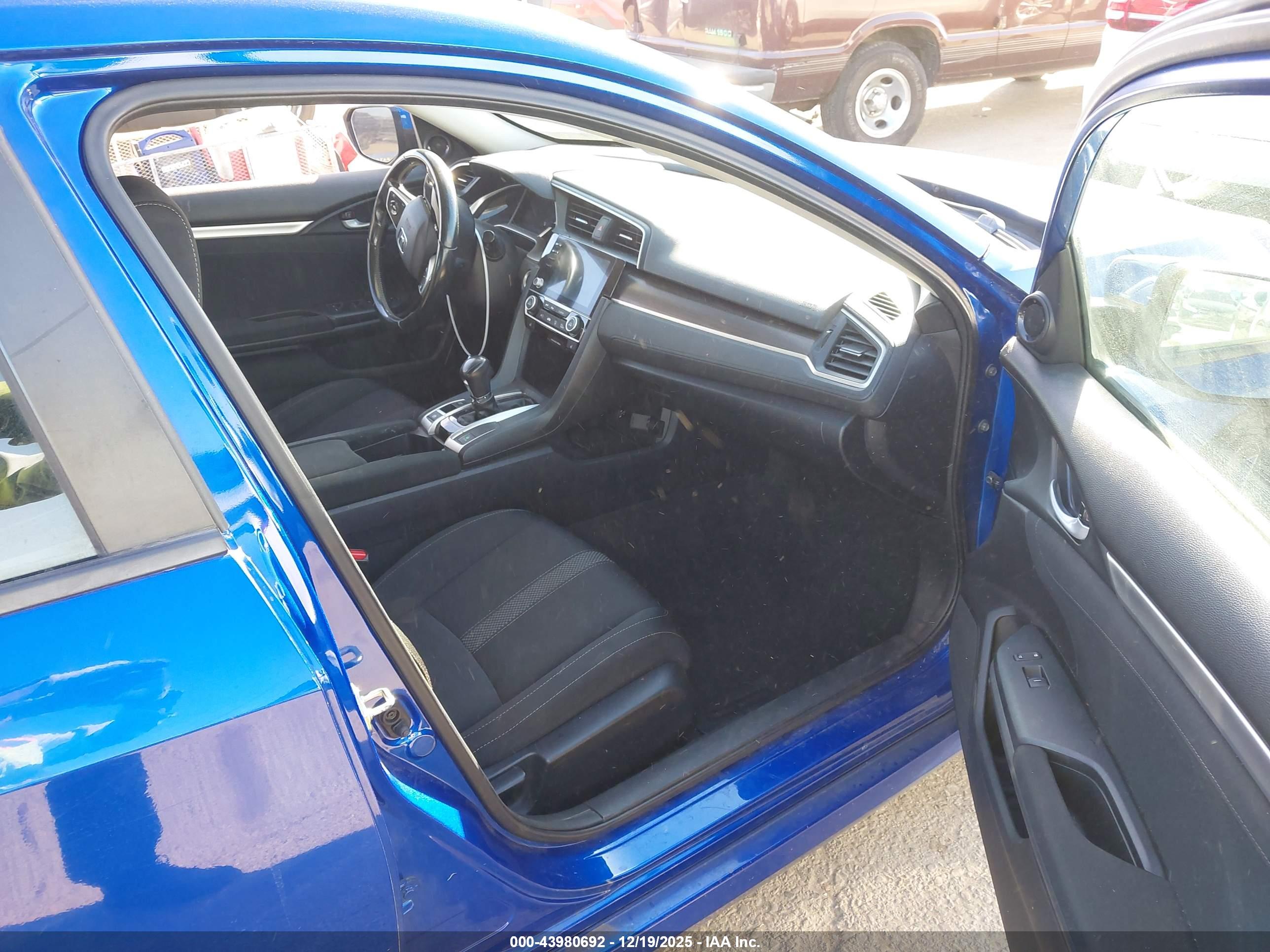 HONDA CIVIC image 5
