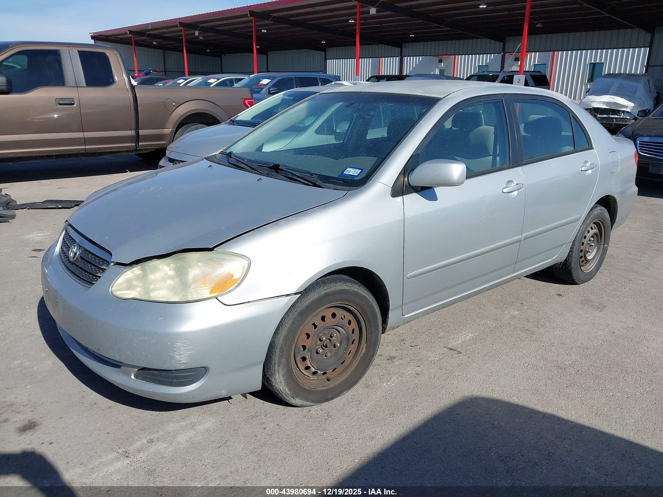 TOYOTA COROLLA image 2