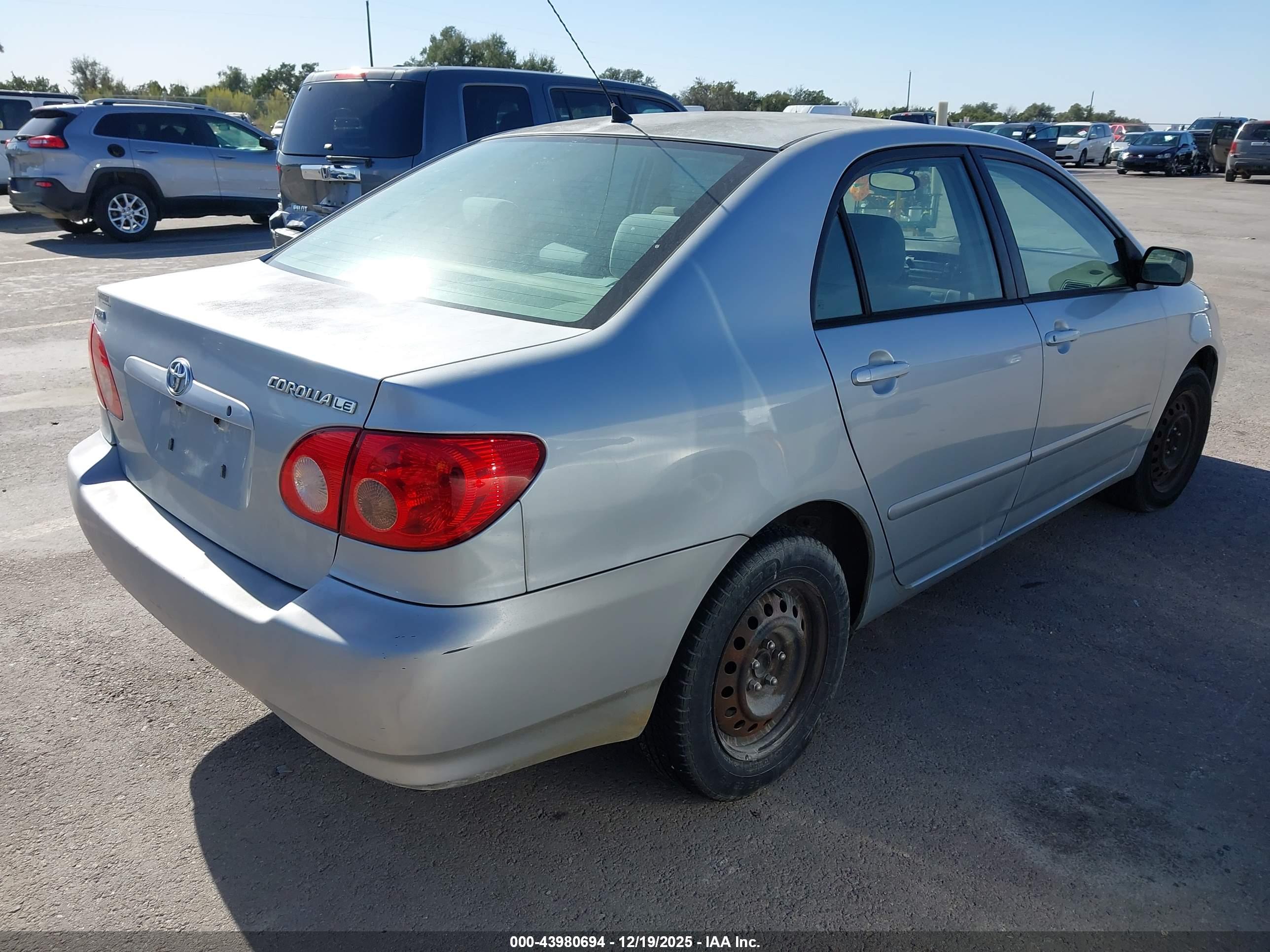TOYOTA COROLLA image 4