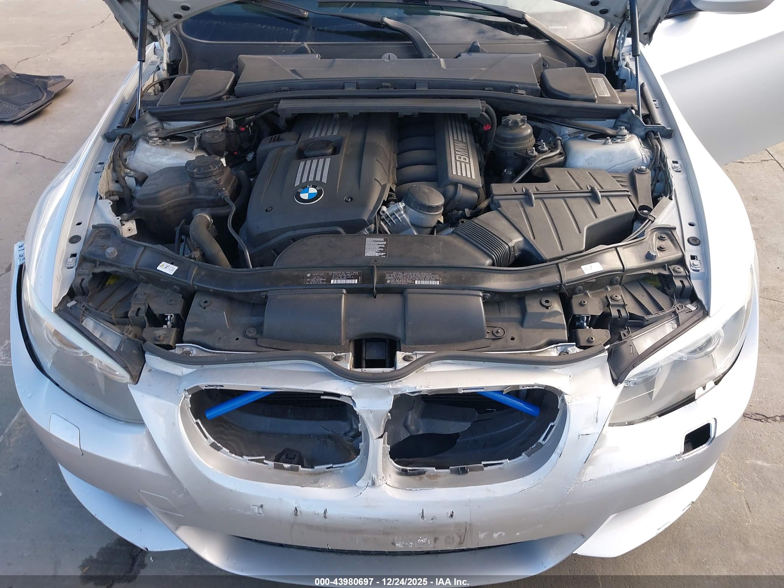 BMW 328I image 10