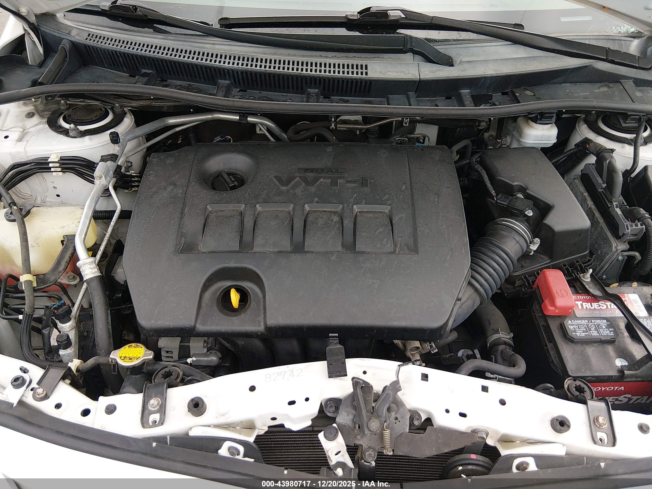 TOYOTA COROLLA image 10