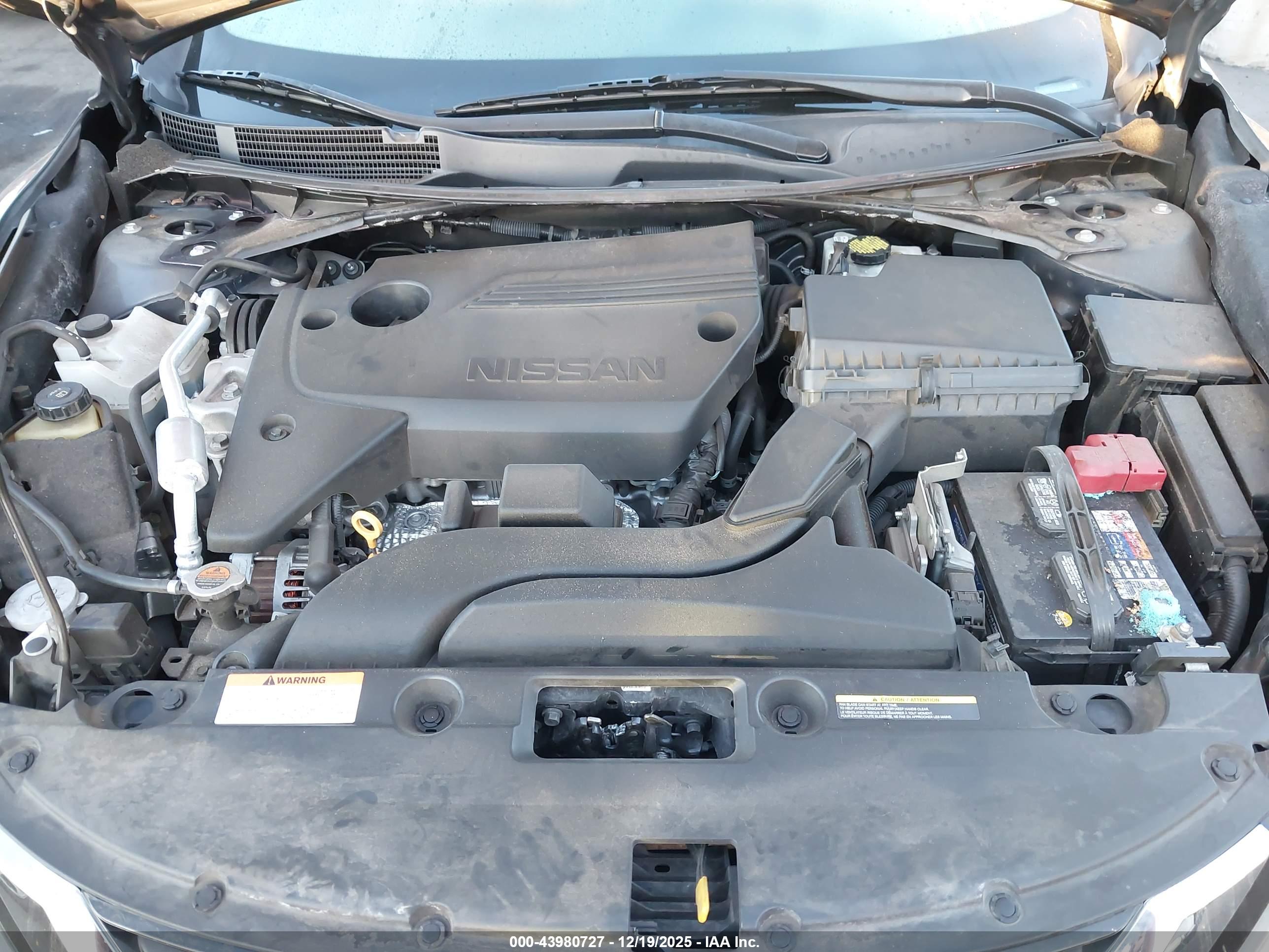 NISSAN ALTIMA image 10
