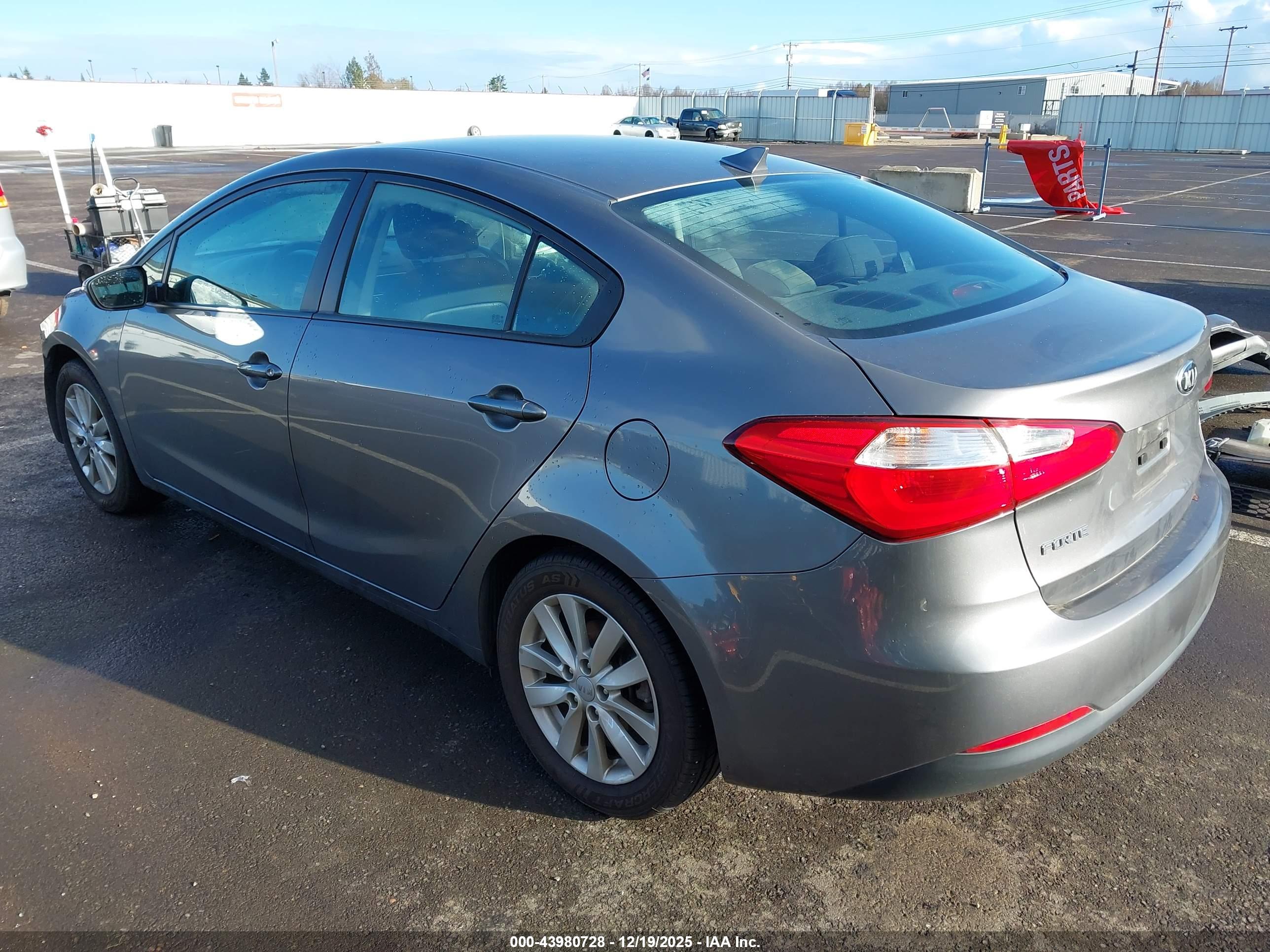 KIA FORTE image 3