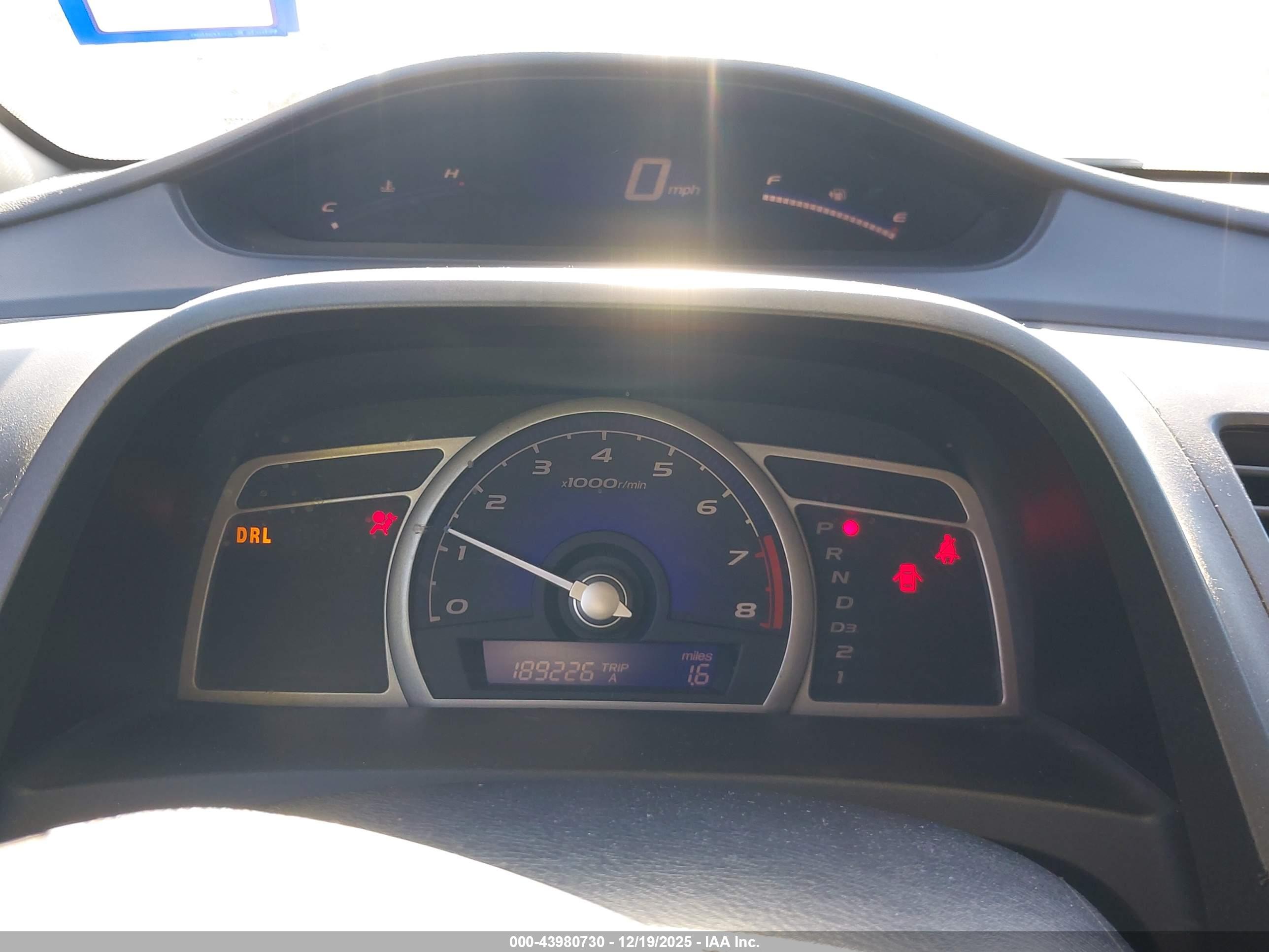 HONDA CIVIC image 7