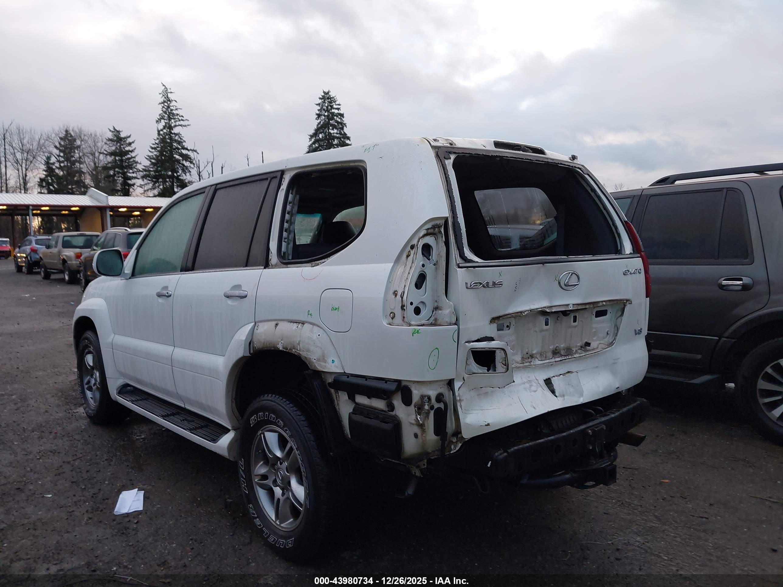 LEXUS GX image 6