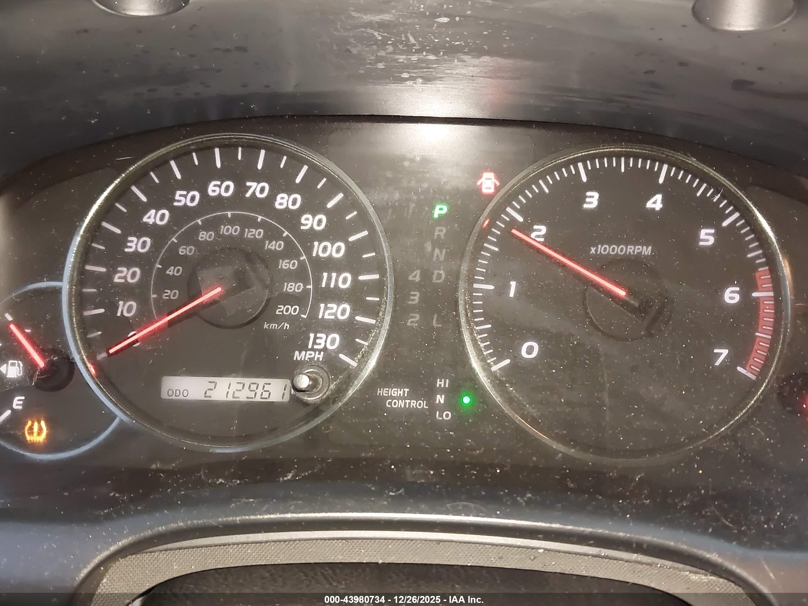 LEXUS GX image 7