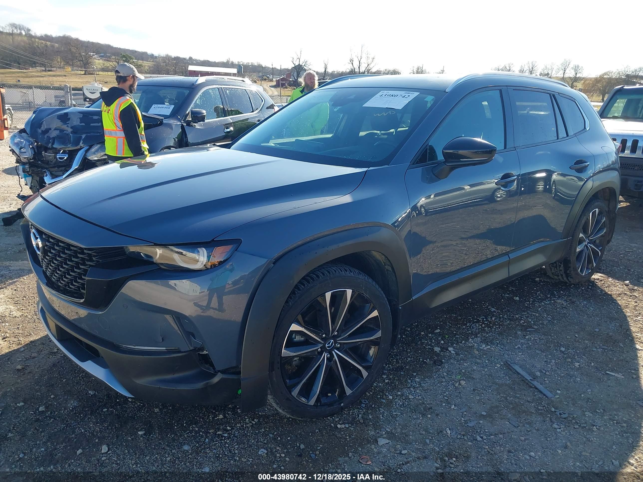 MAZDA CX-50 image 2