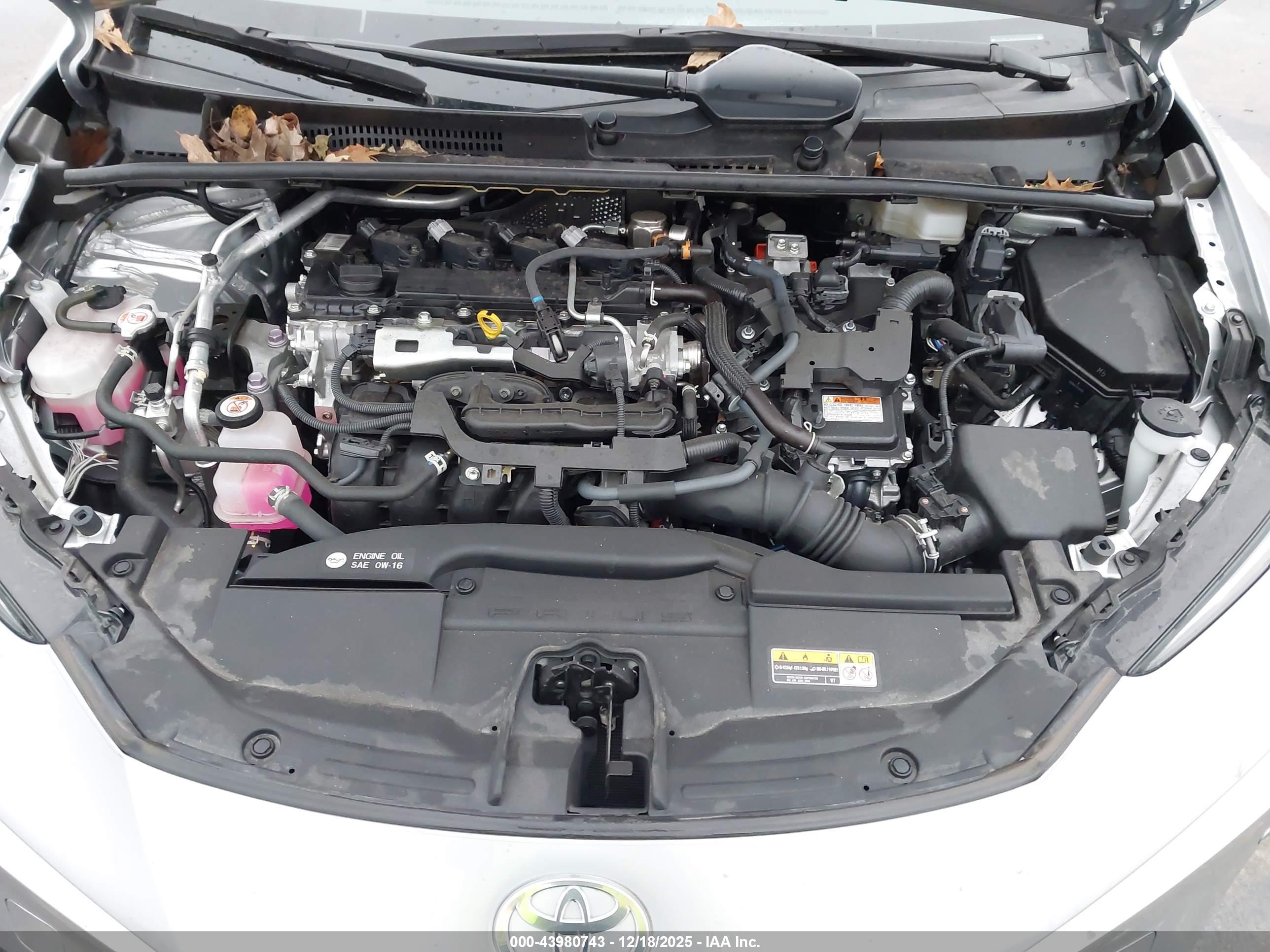 TOYOTA PRIUS image 10