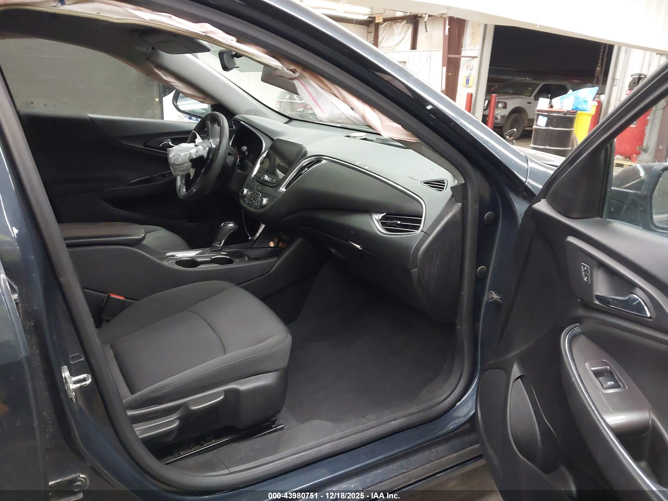 CHEVROLET MALIBU image 5