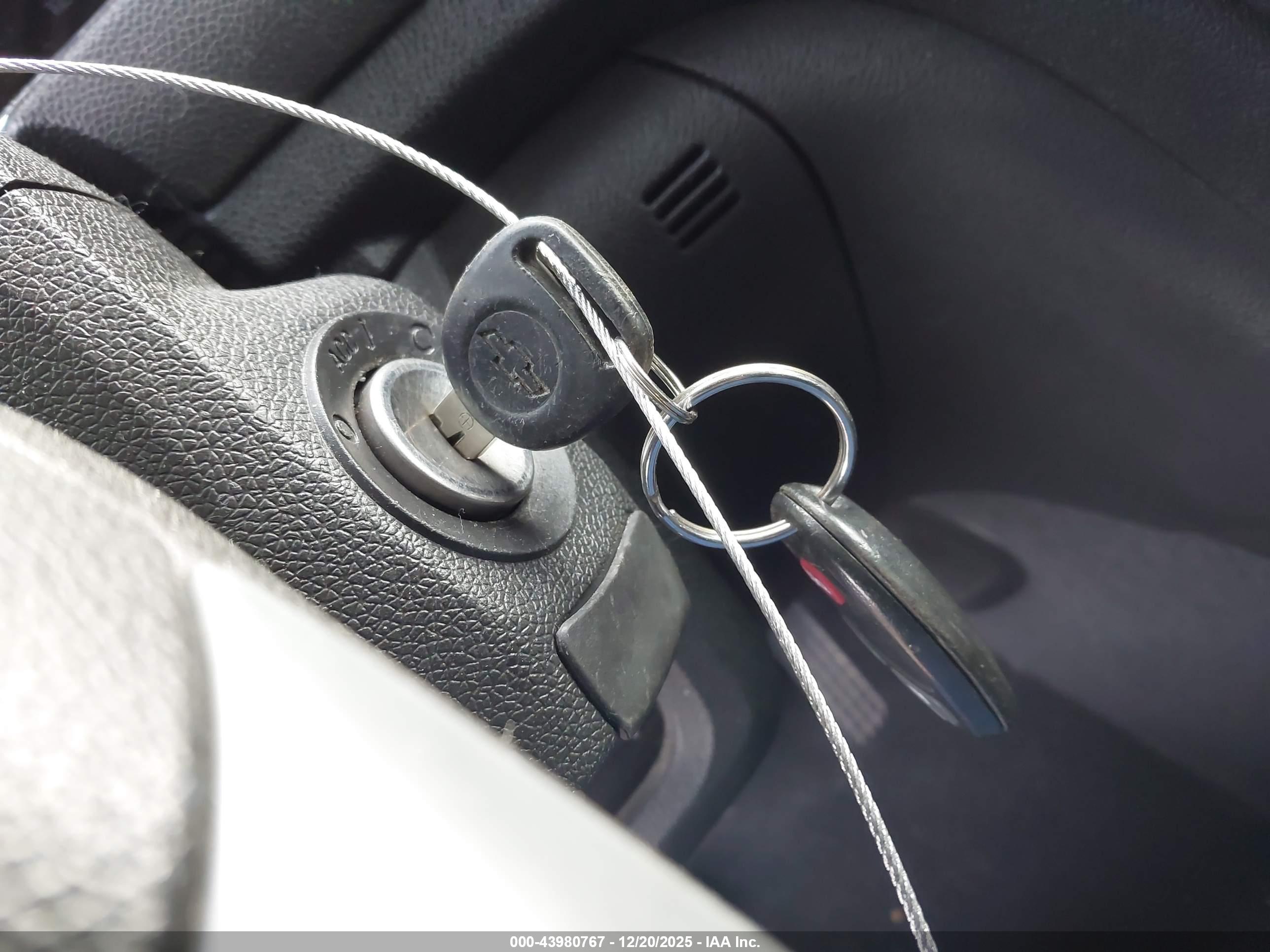 CHEVROLET TRAVERSE image 11