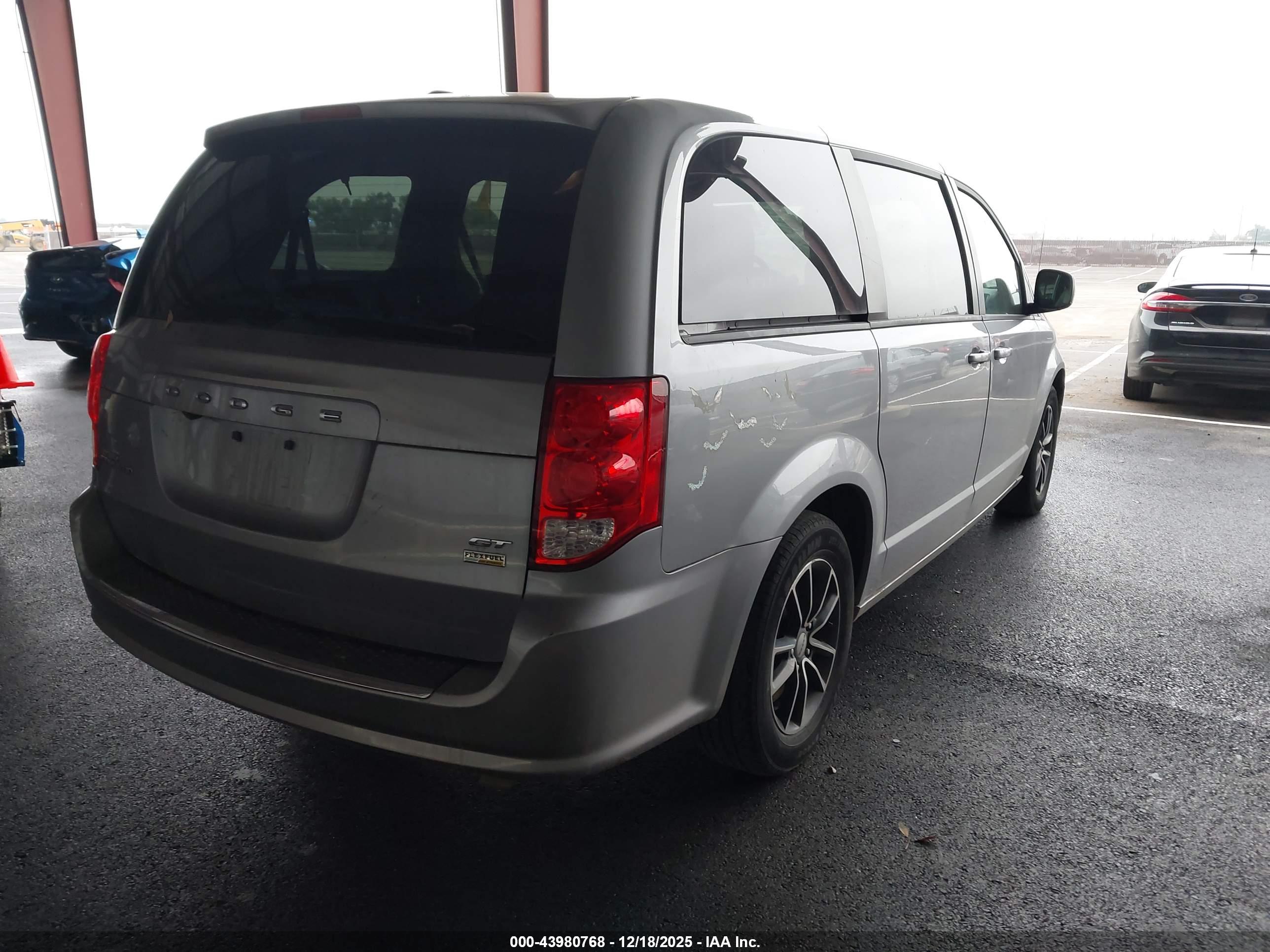 DODGE GRAND image 4