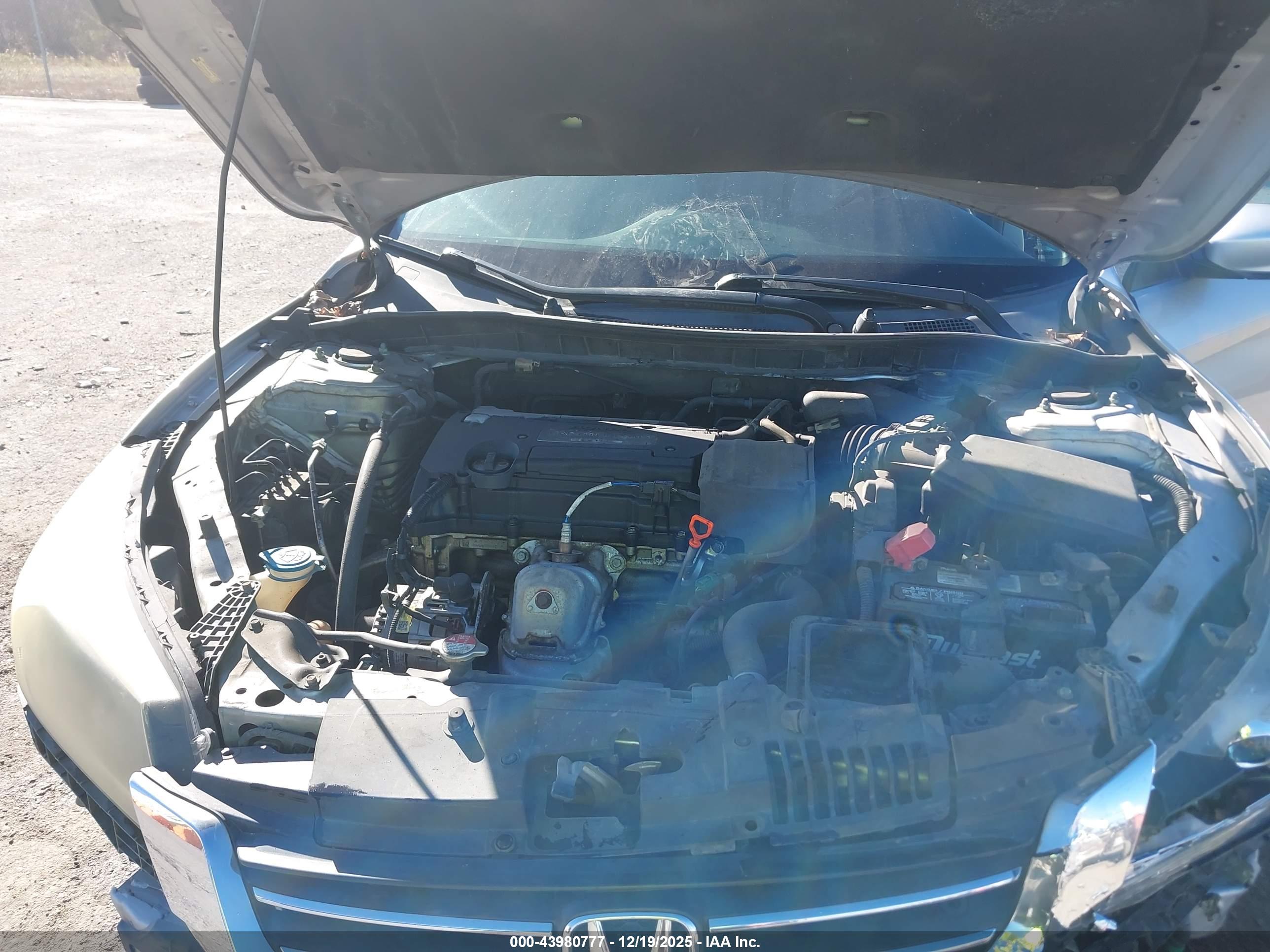 HONDA ACCORD image 10