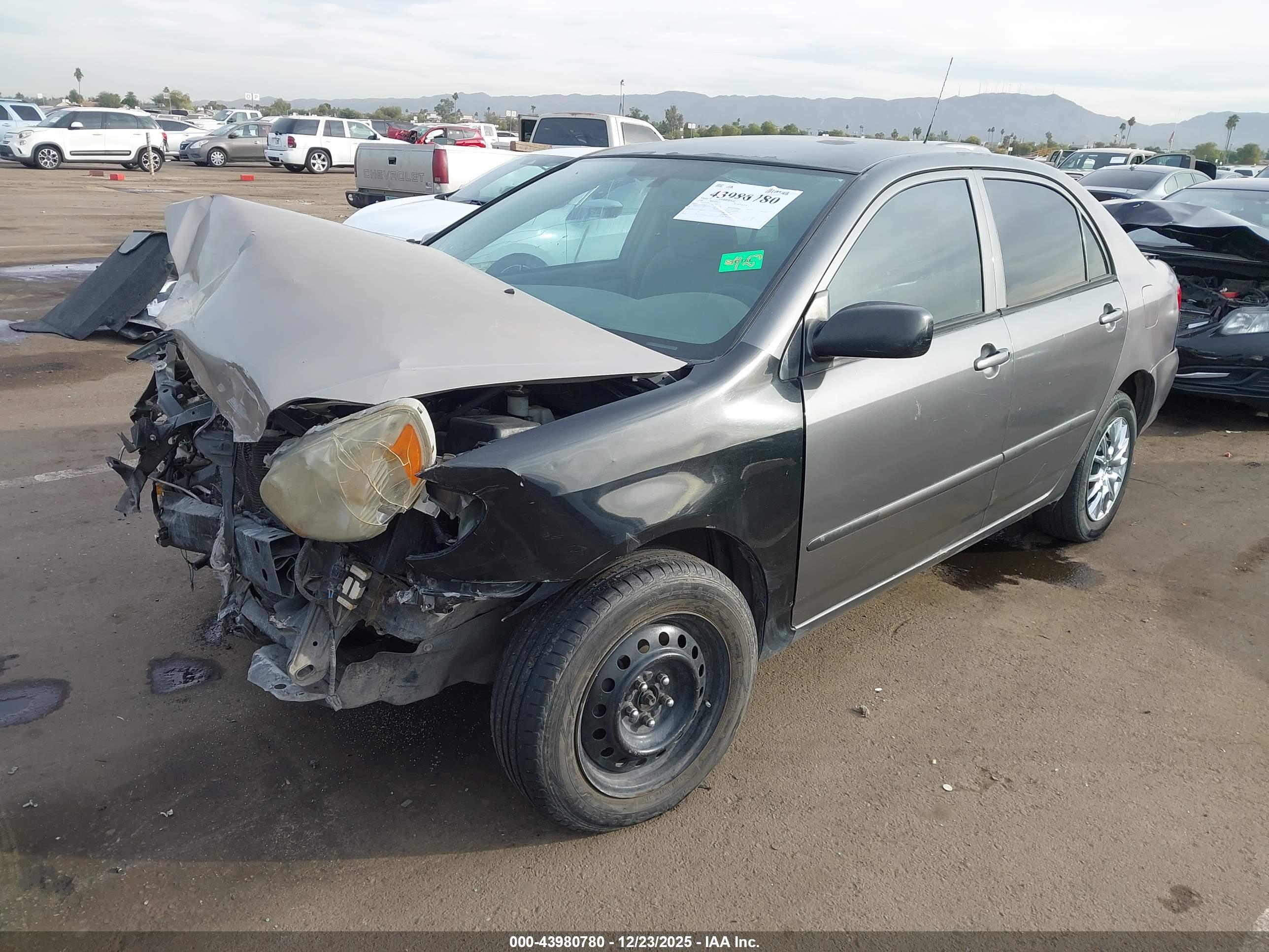 TOYOTA COROLLA image 2