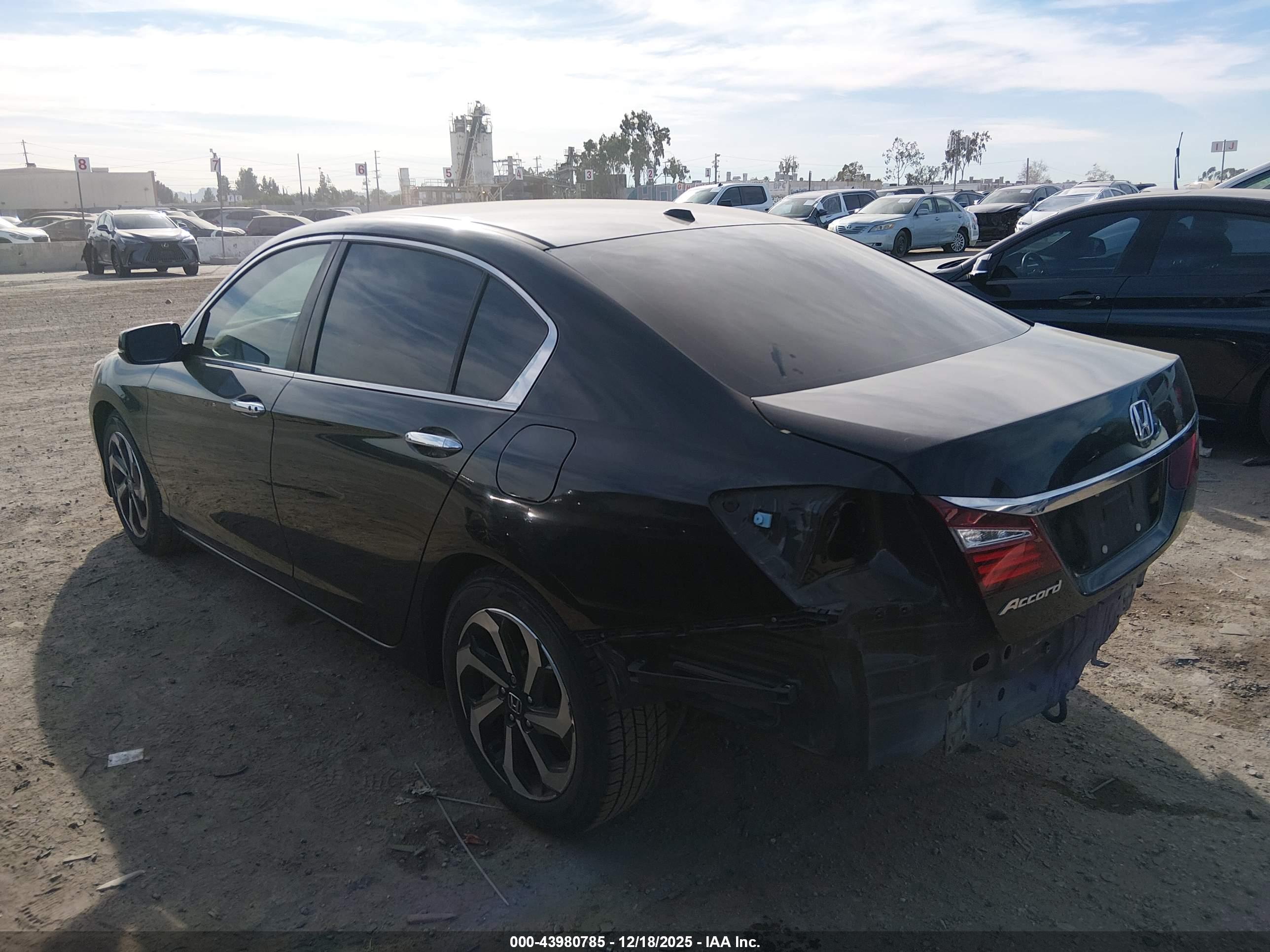 HONDA ACCORD image 3