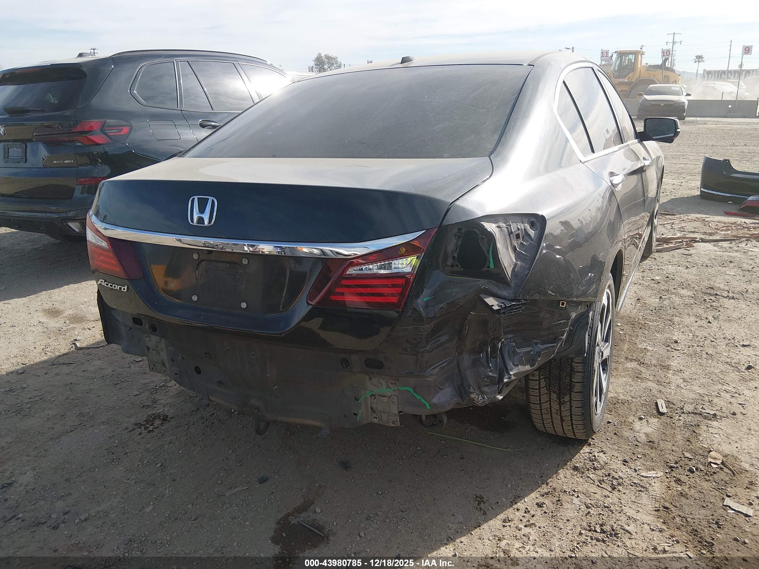 HONDA ACCORD image 6