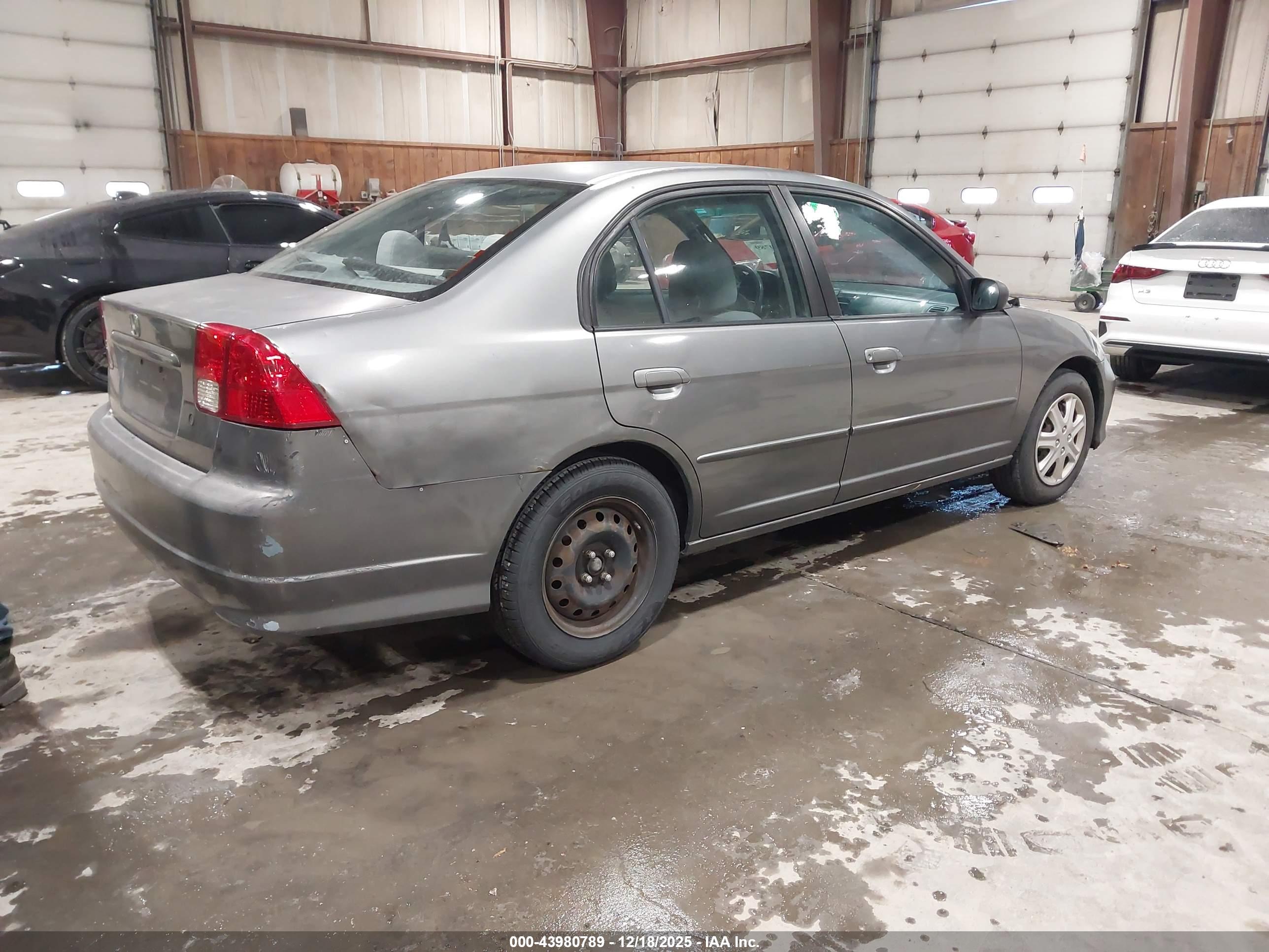 HONDA CIVIC image 4