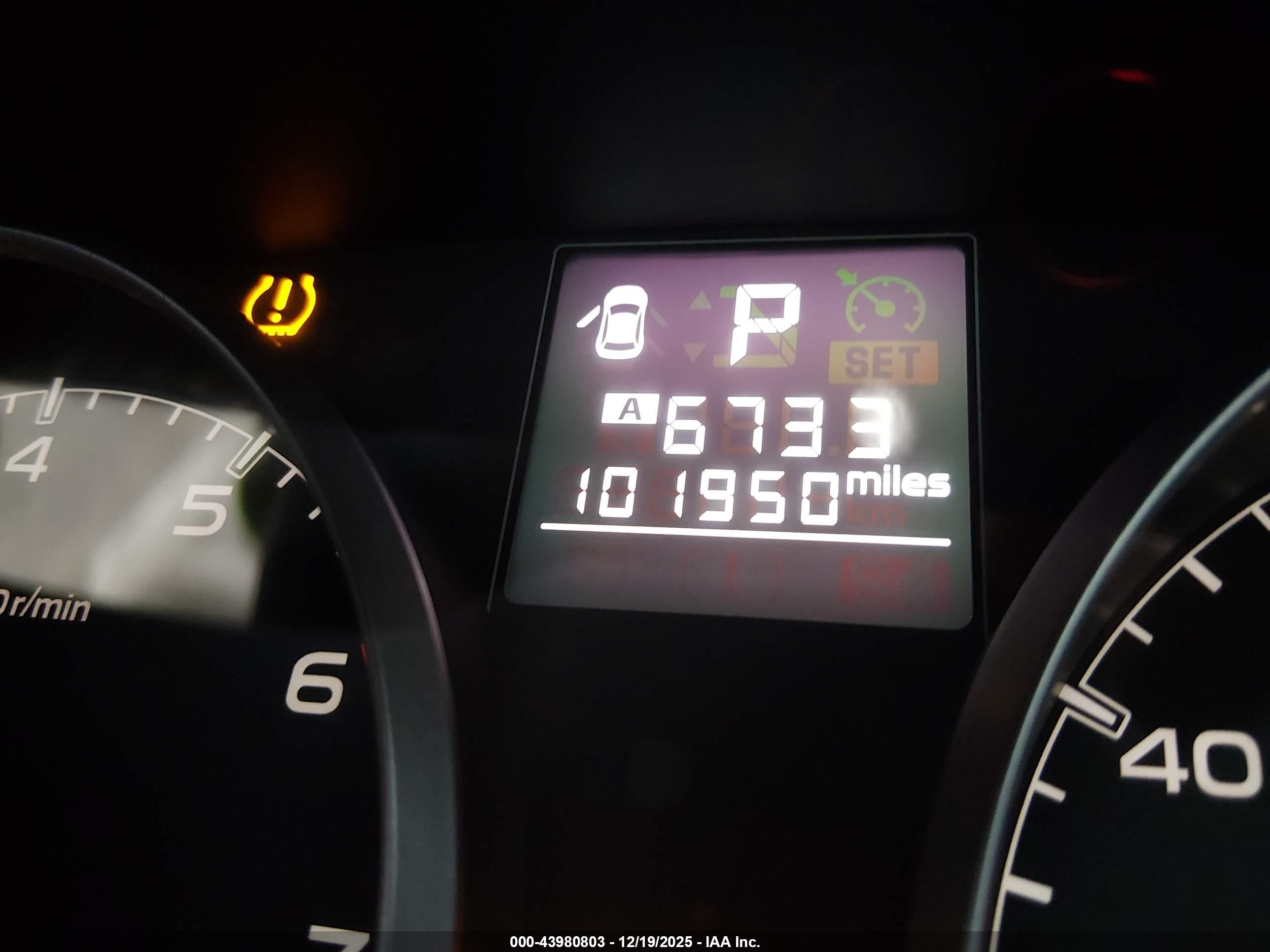 SUBARU LEGACY image 7