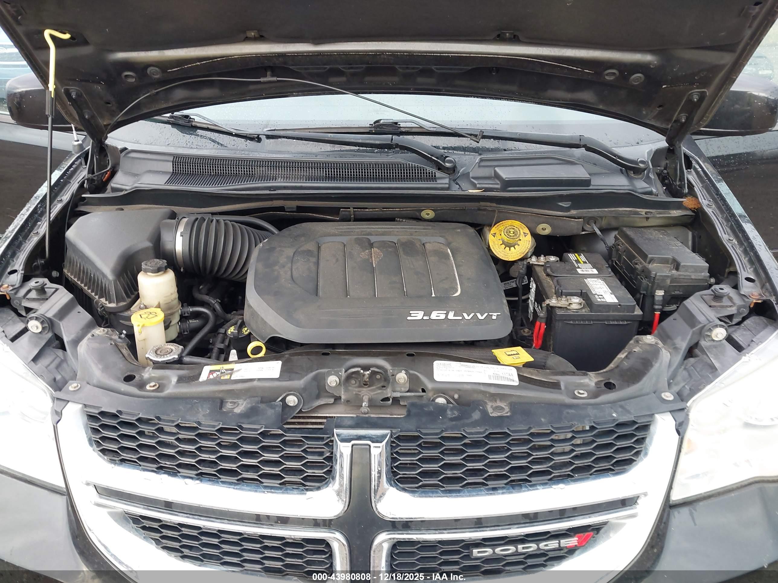 DODGE GRAND image 10