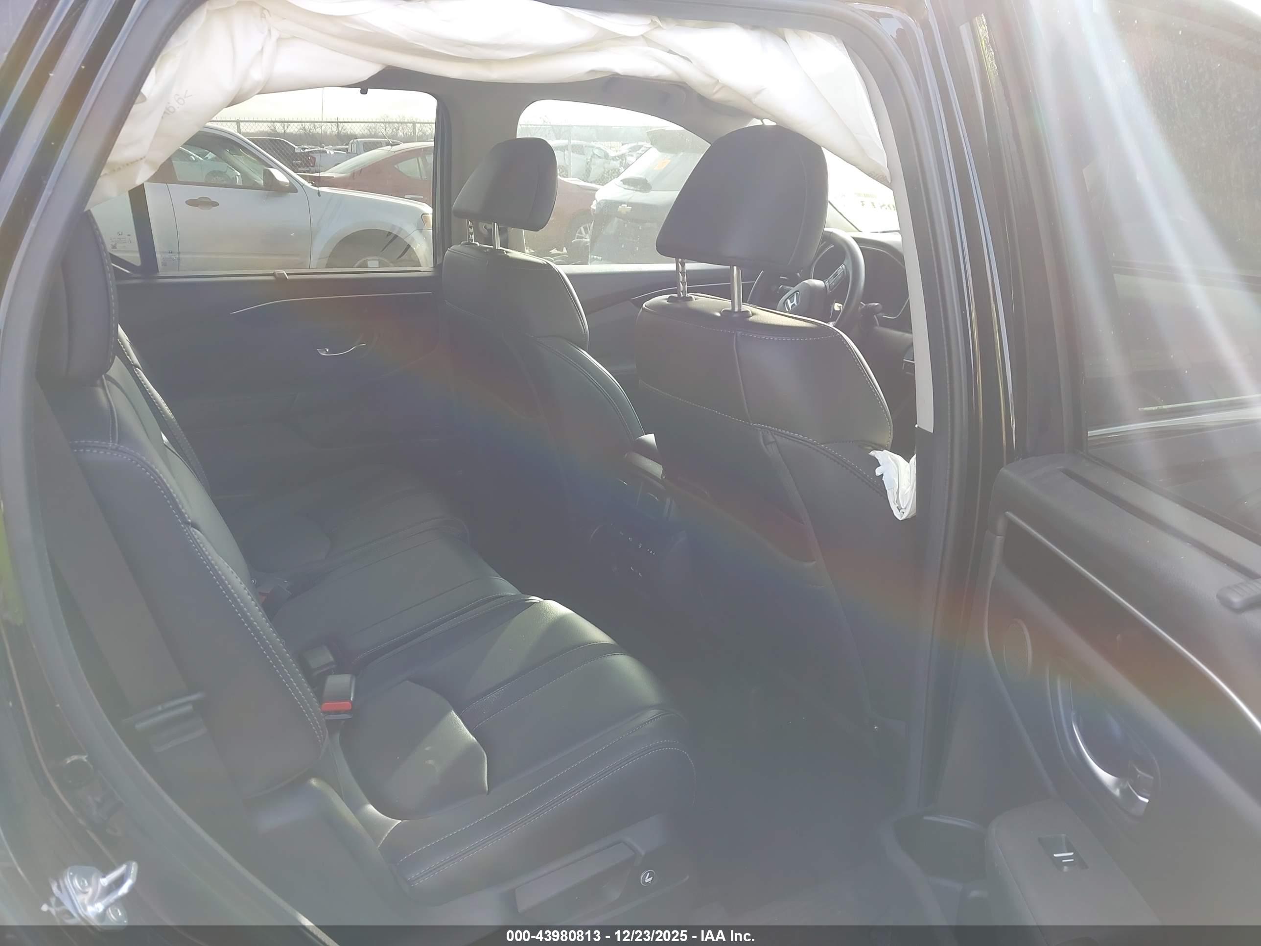 HONDA PILOT image 8