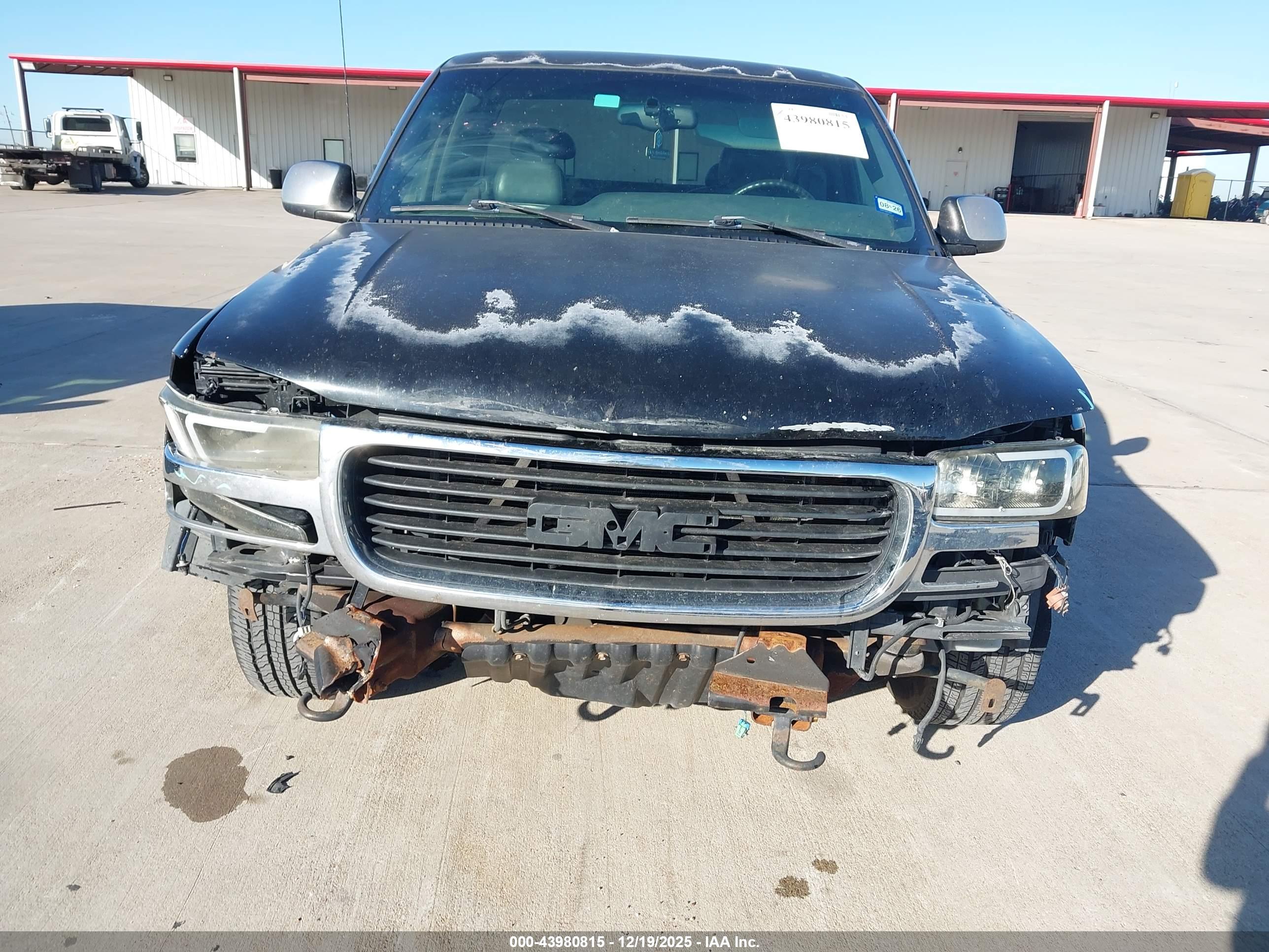 GMC SIERRA image 6