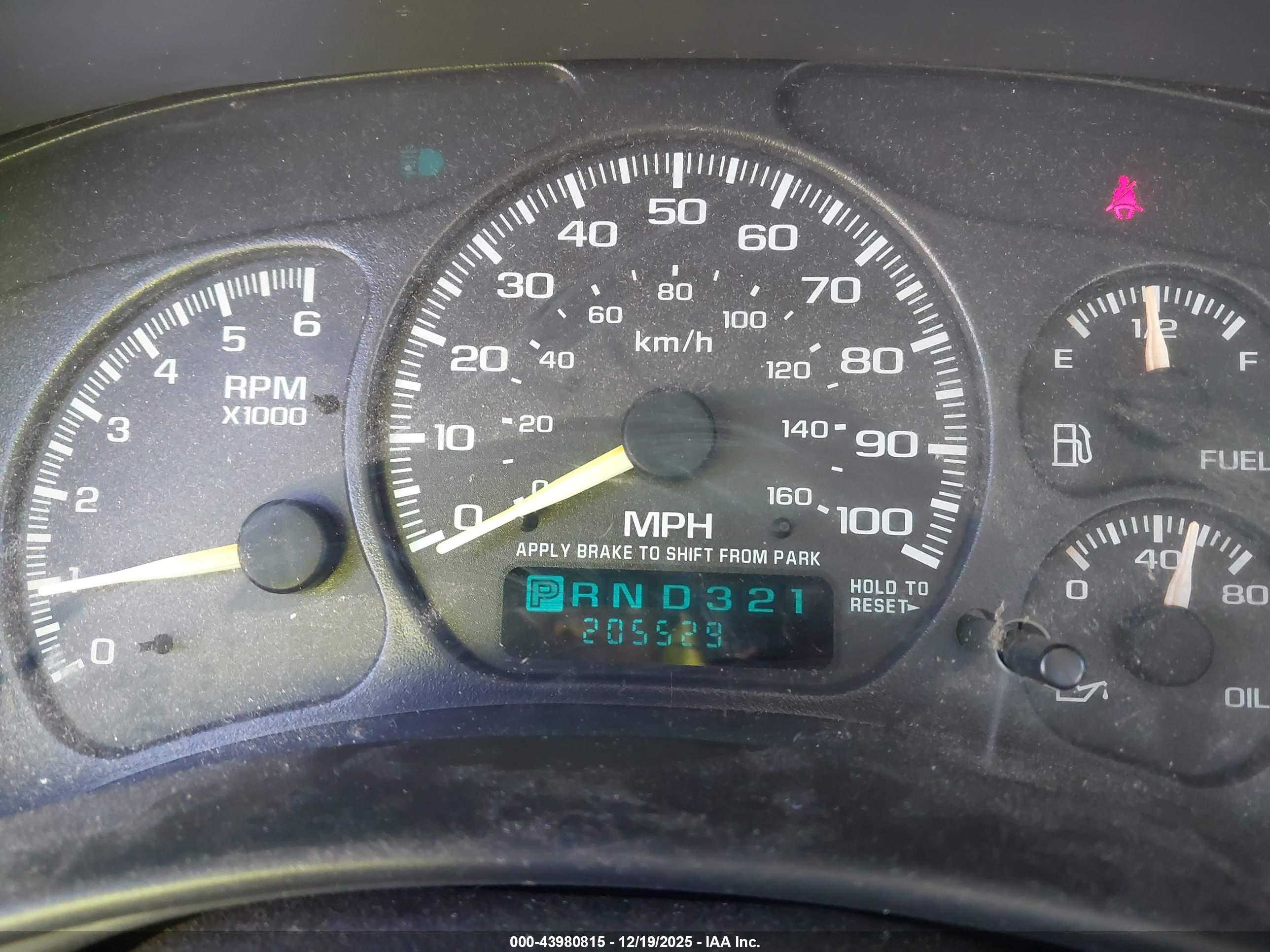 GMC SIERRA image 7