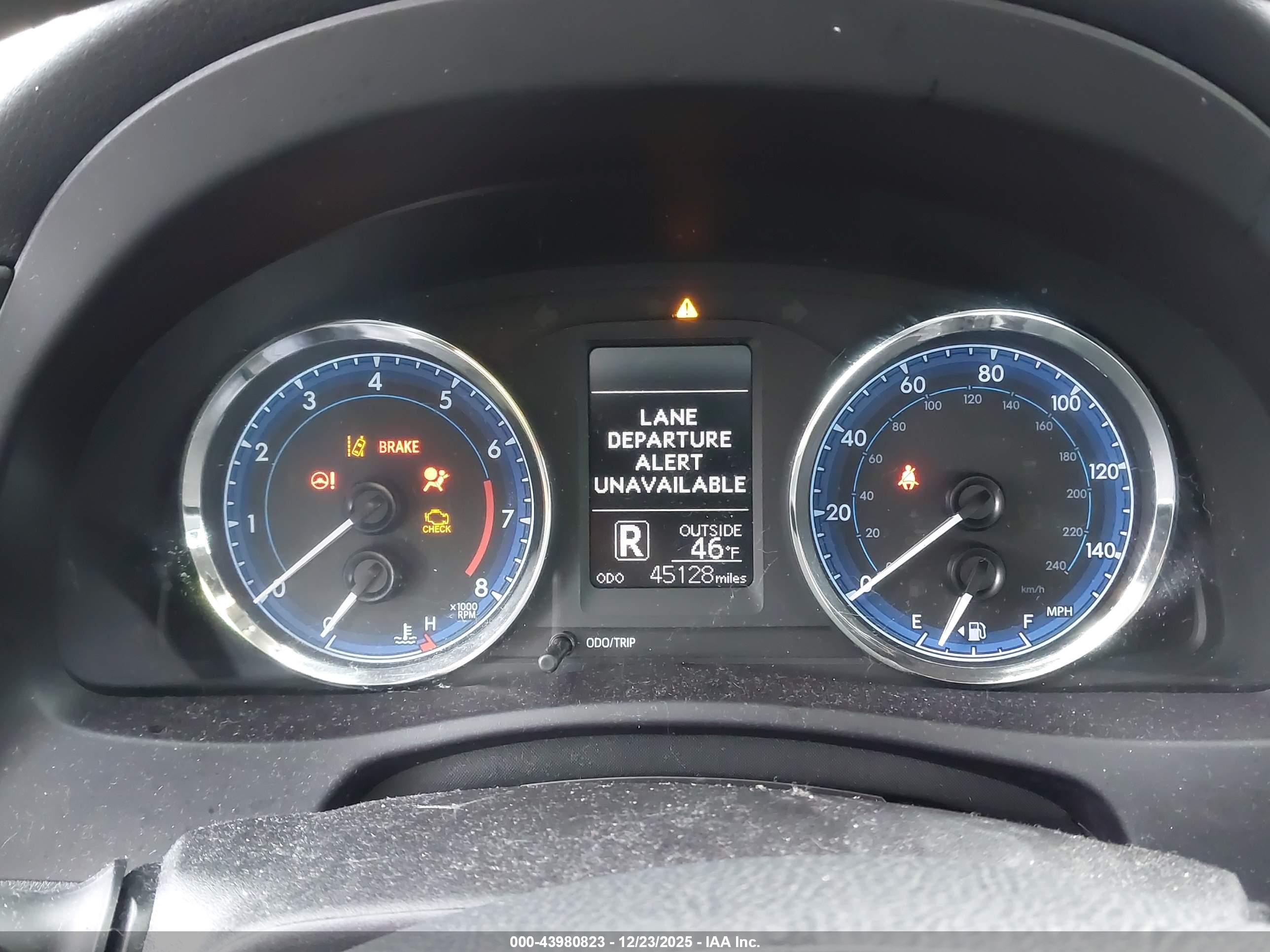 TOYOTA COROLLA image 7