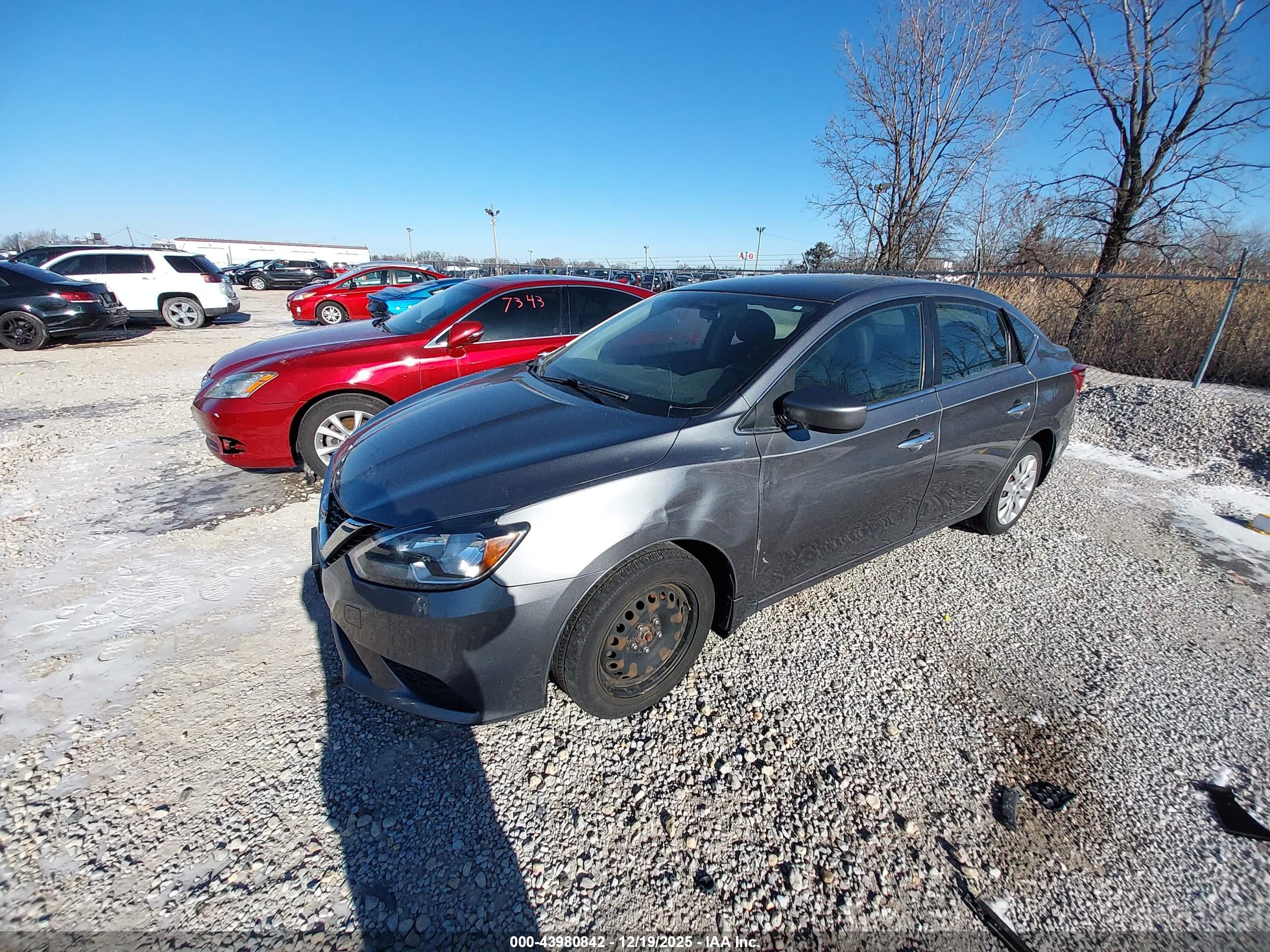 NISSAN SENTRA image 2