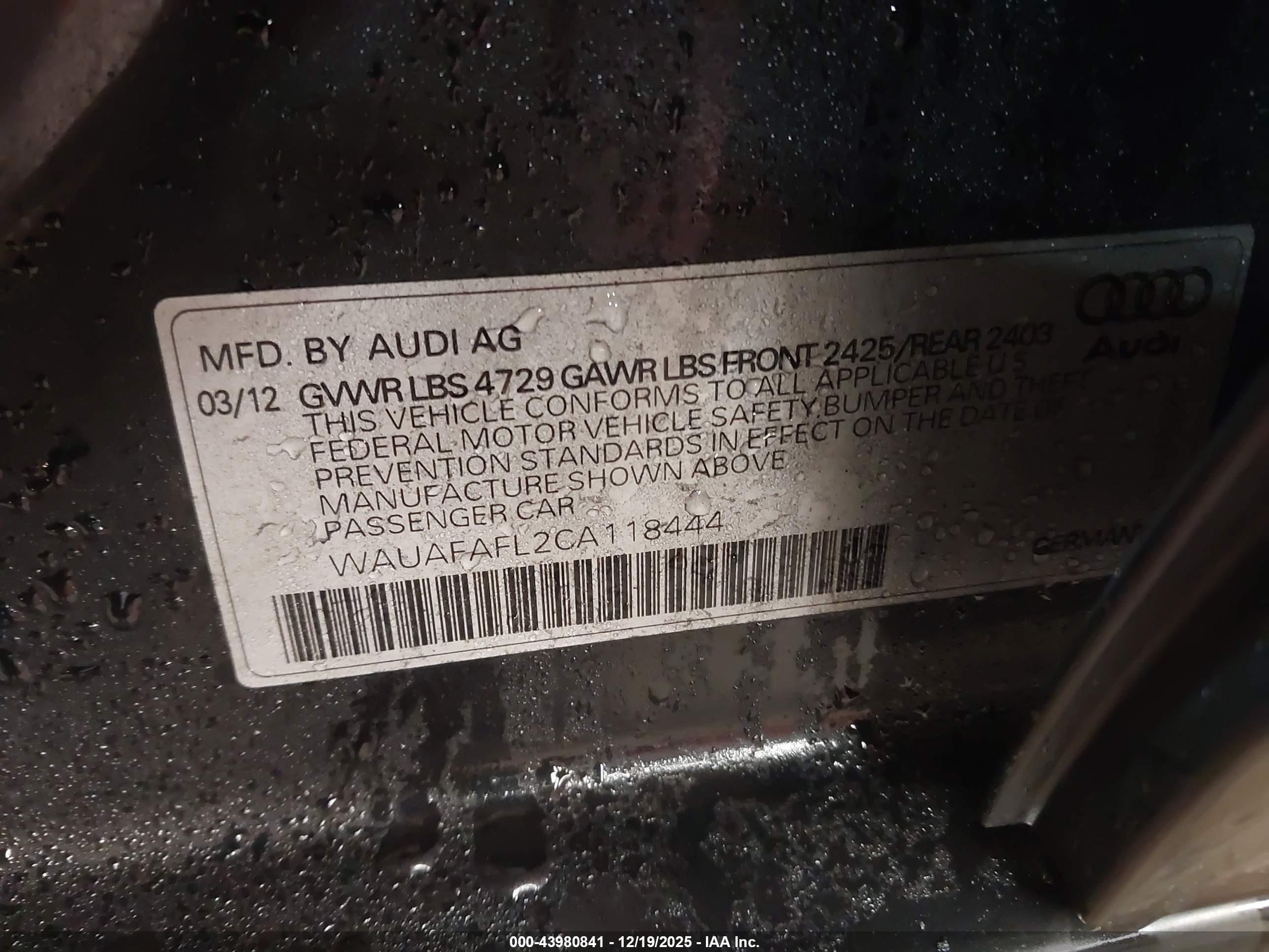 AUDI A4 image 9
