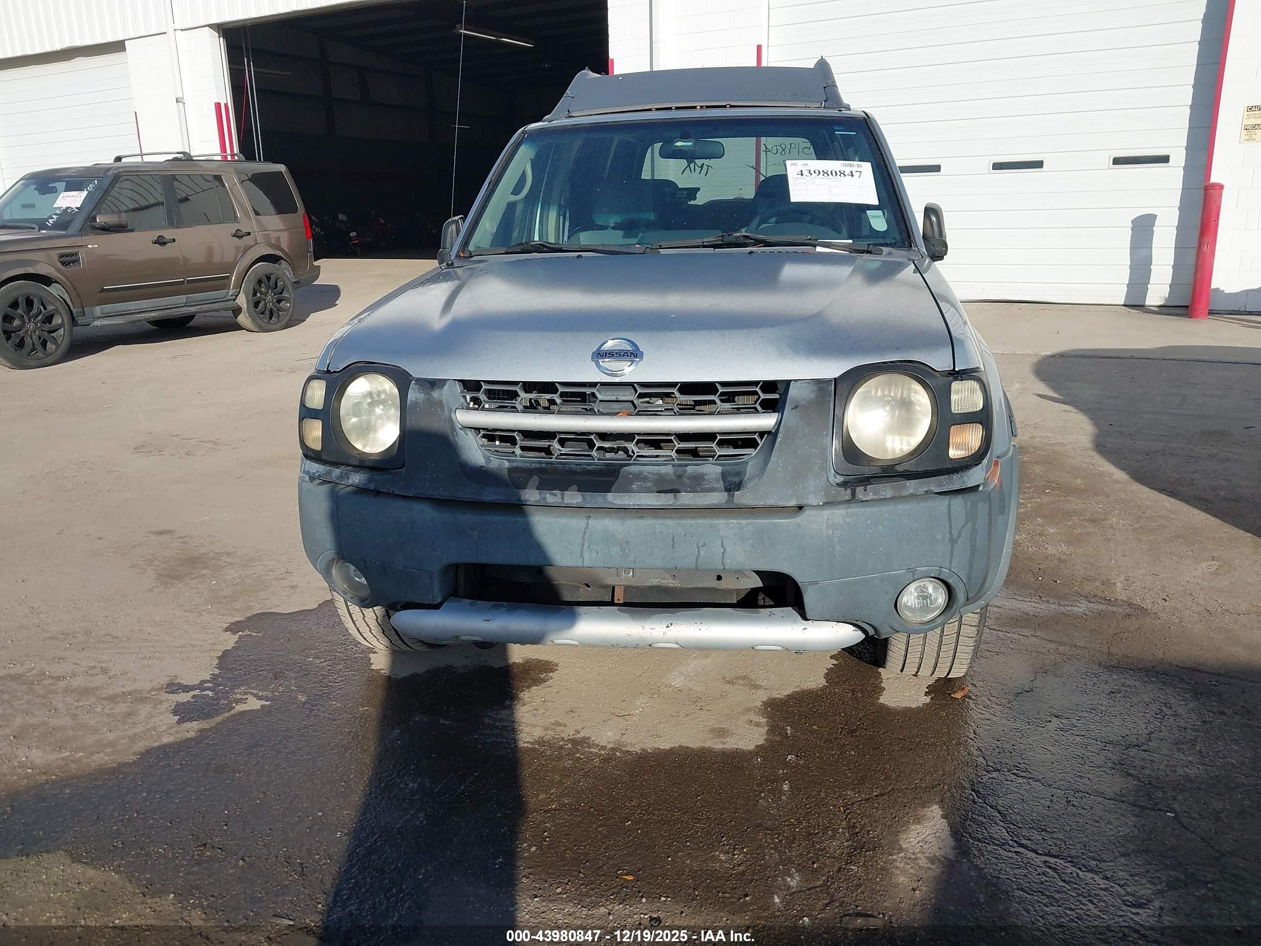 NISSAN XTERRA image 6