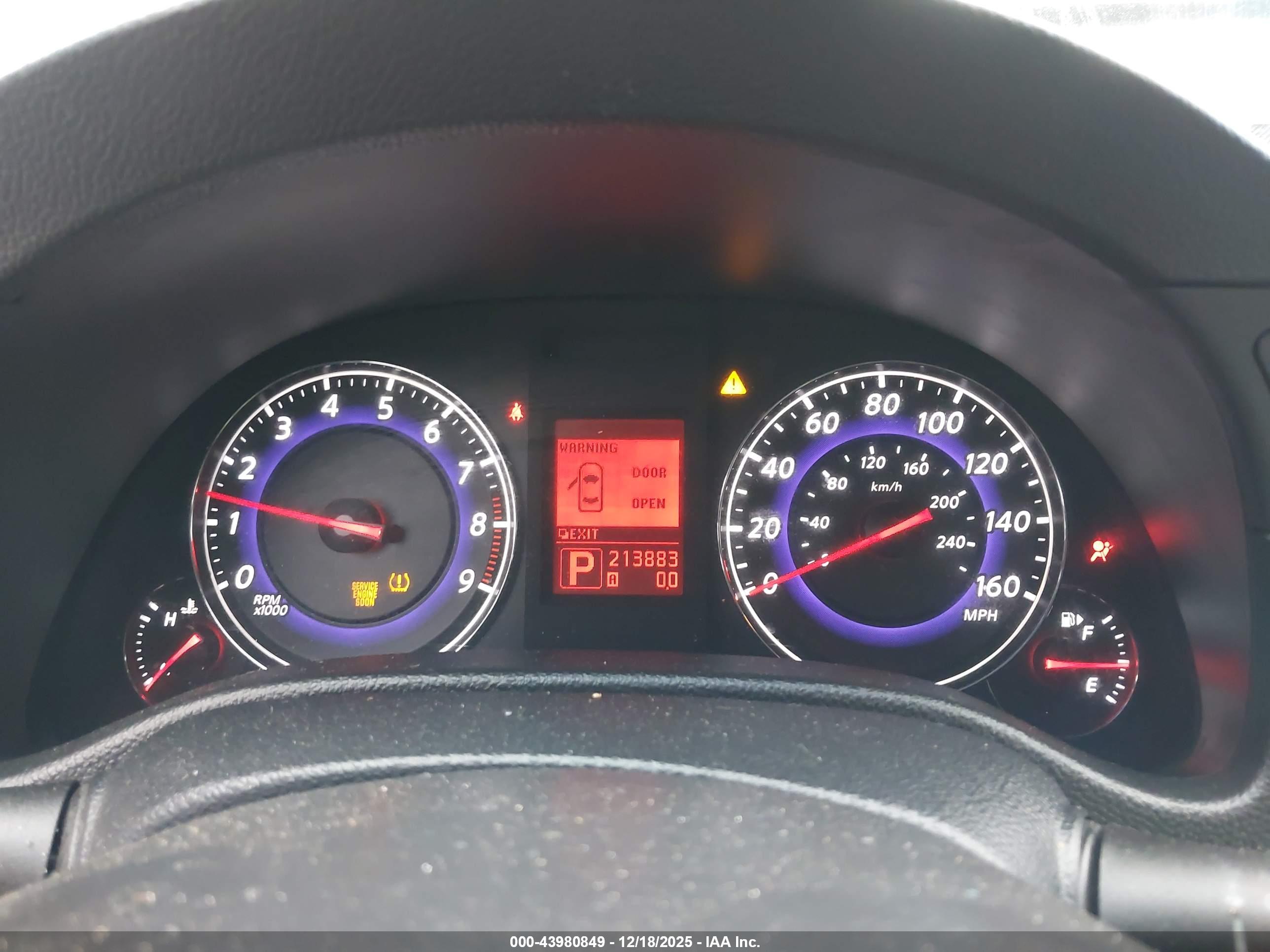 INFINITI G37 image 7