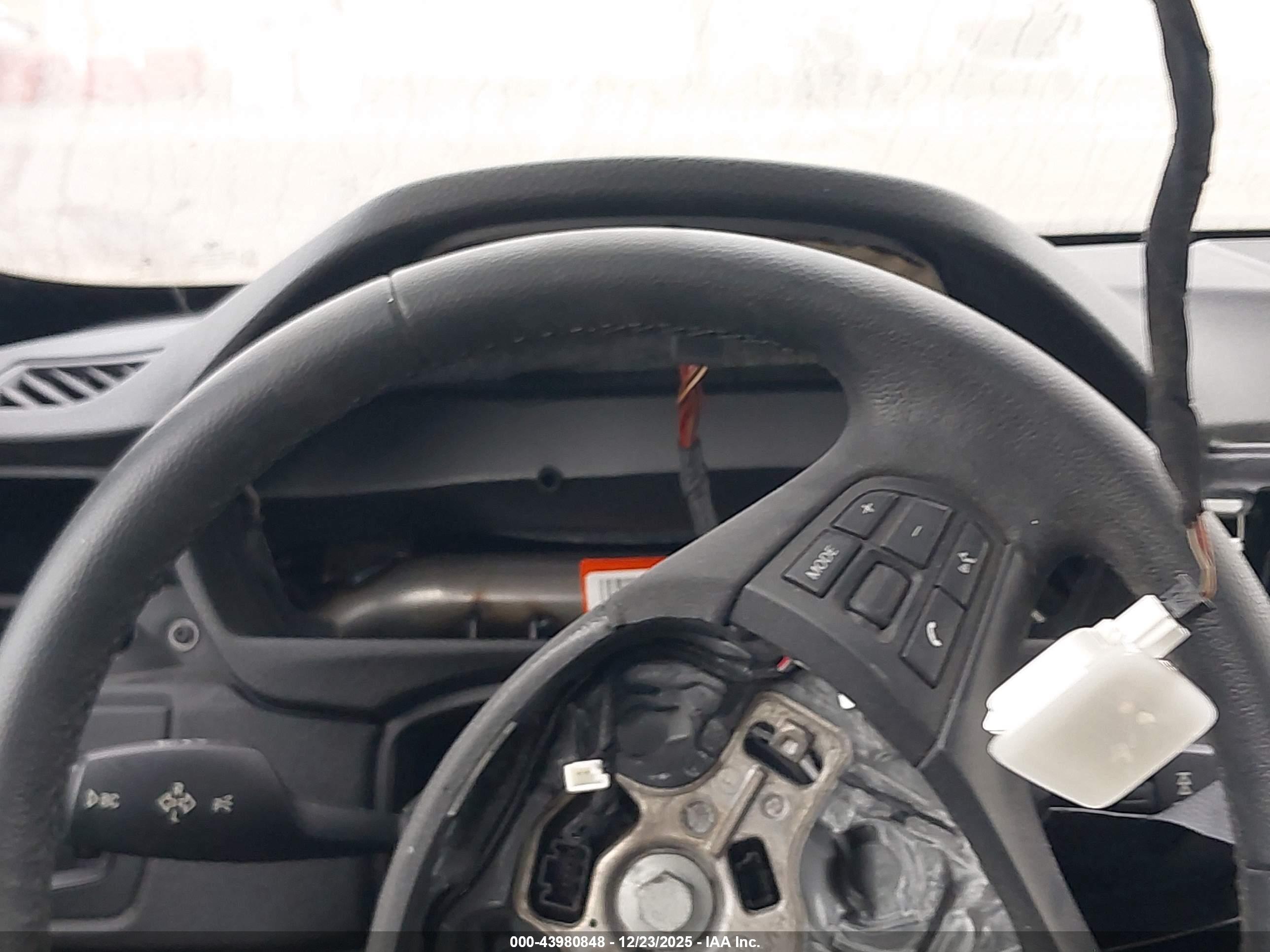BMW 328I image 7
