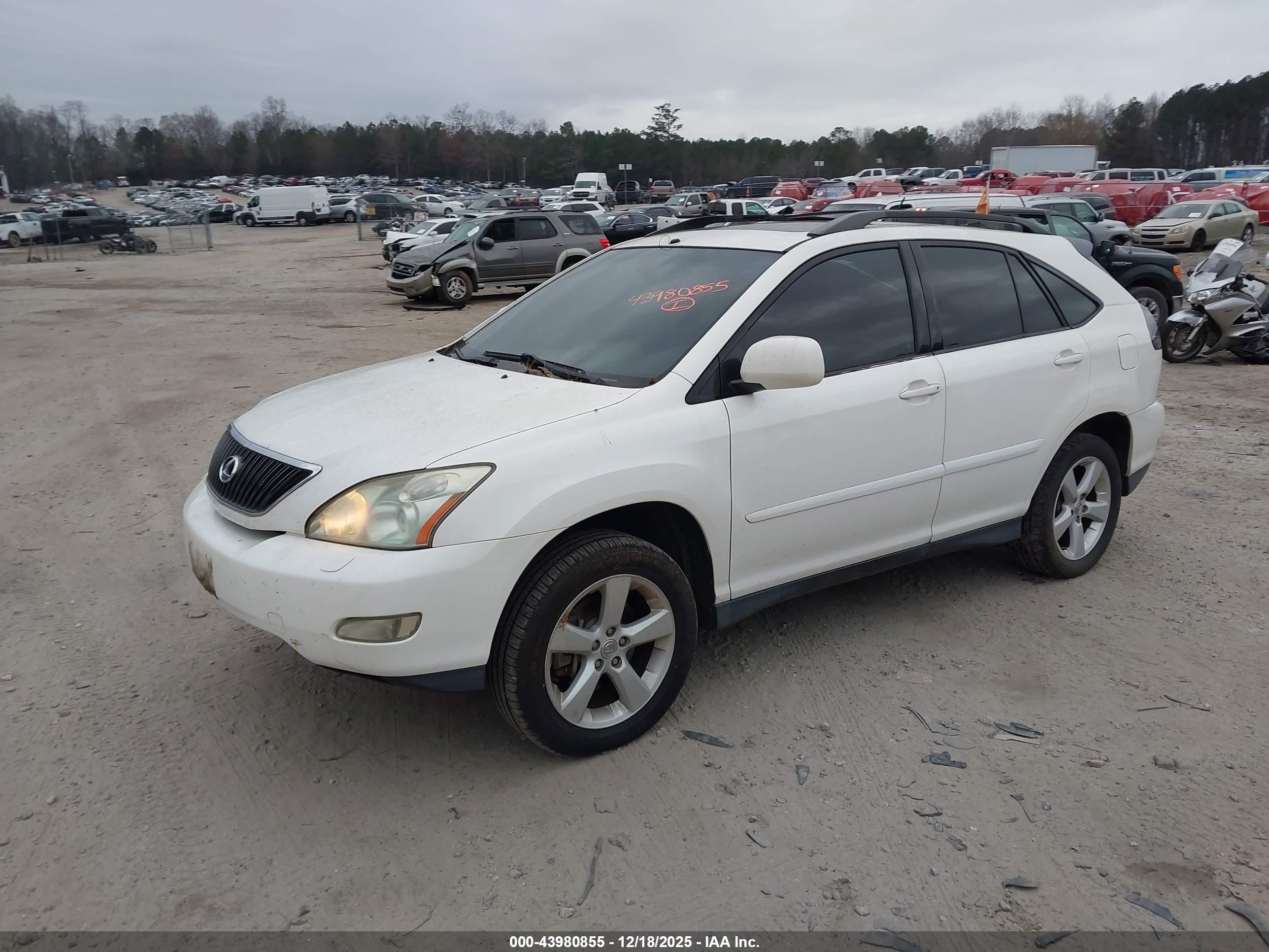 LEXUS RX image 2