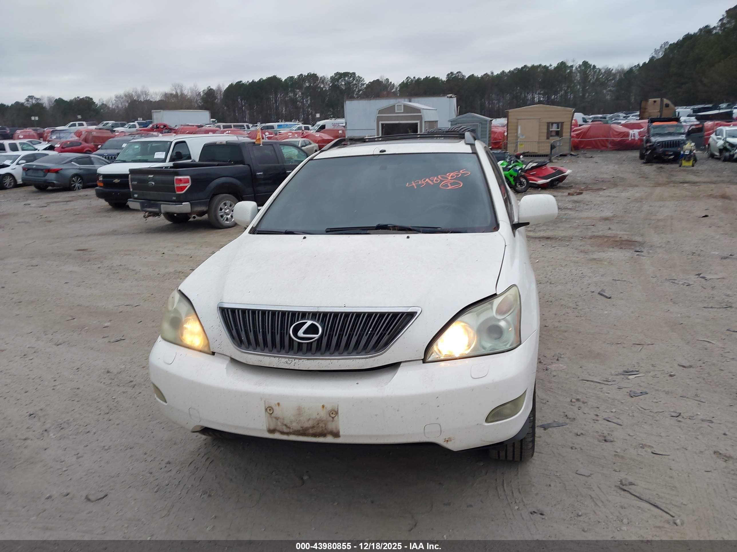 LEXUS RX image 6