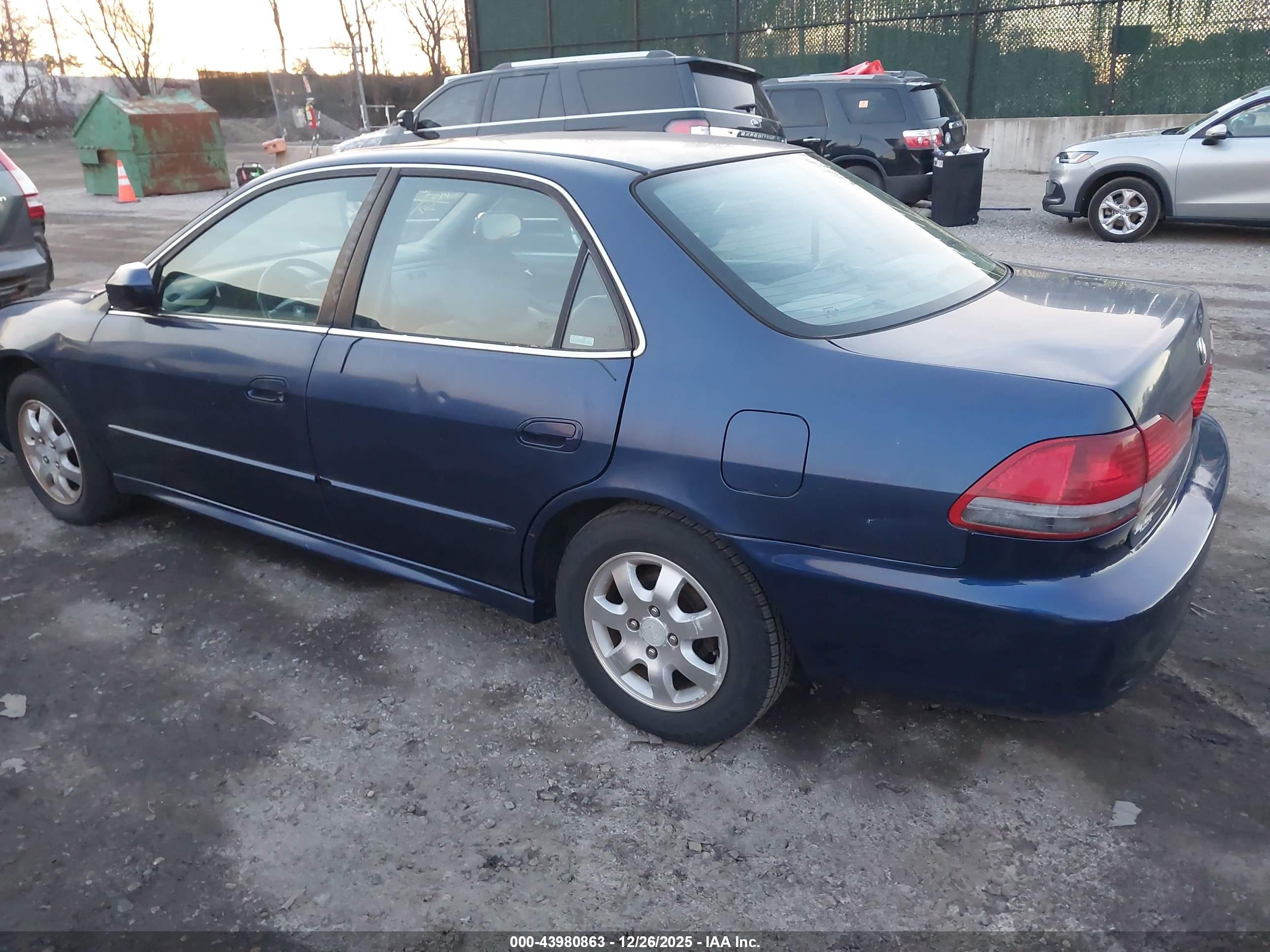 HONDA ACCORD image 3