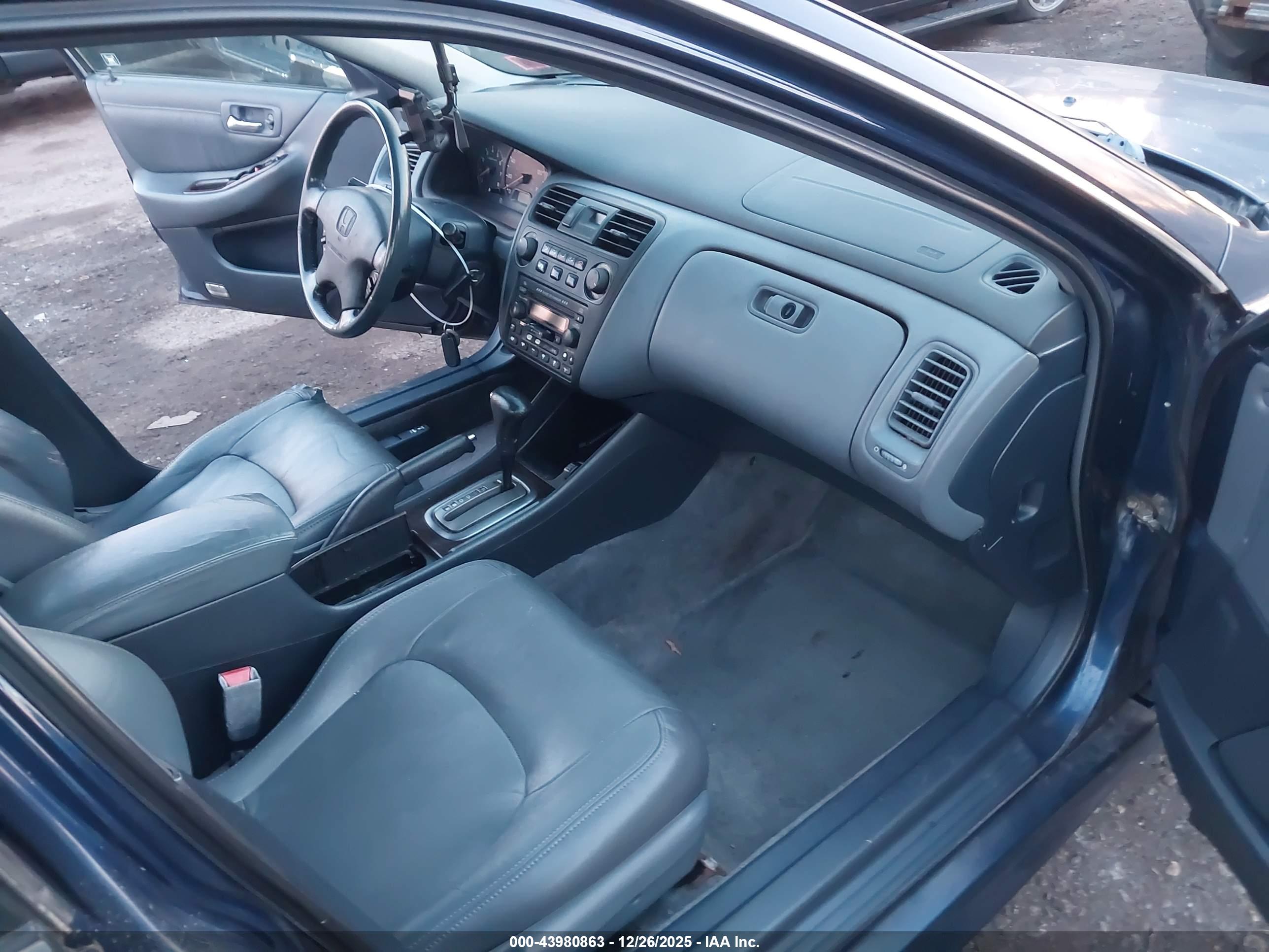 HONDA ACCORD image 5