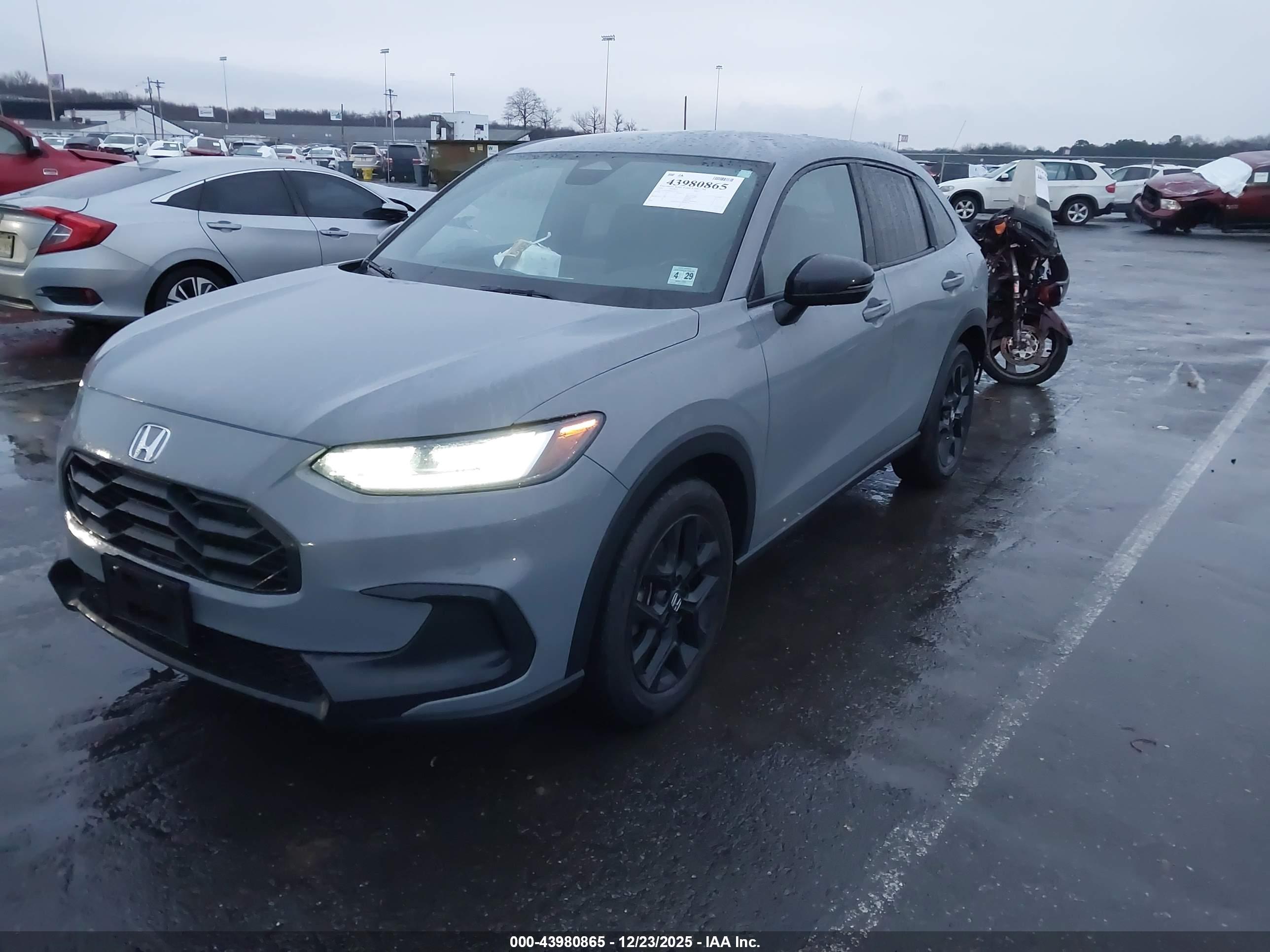 HONDA HR-V image 2