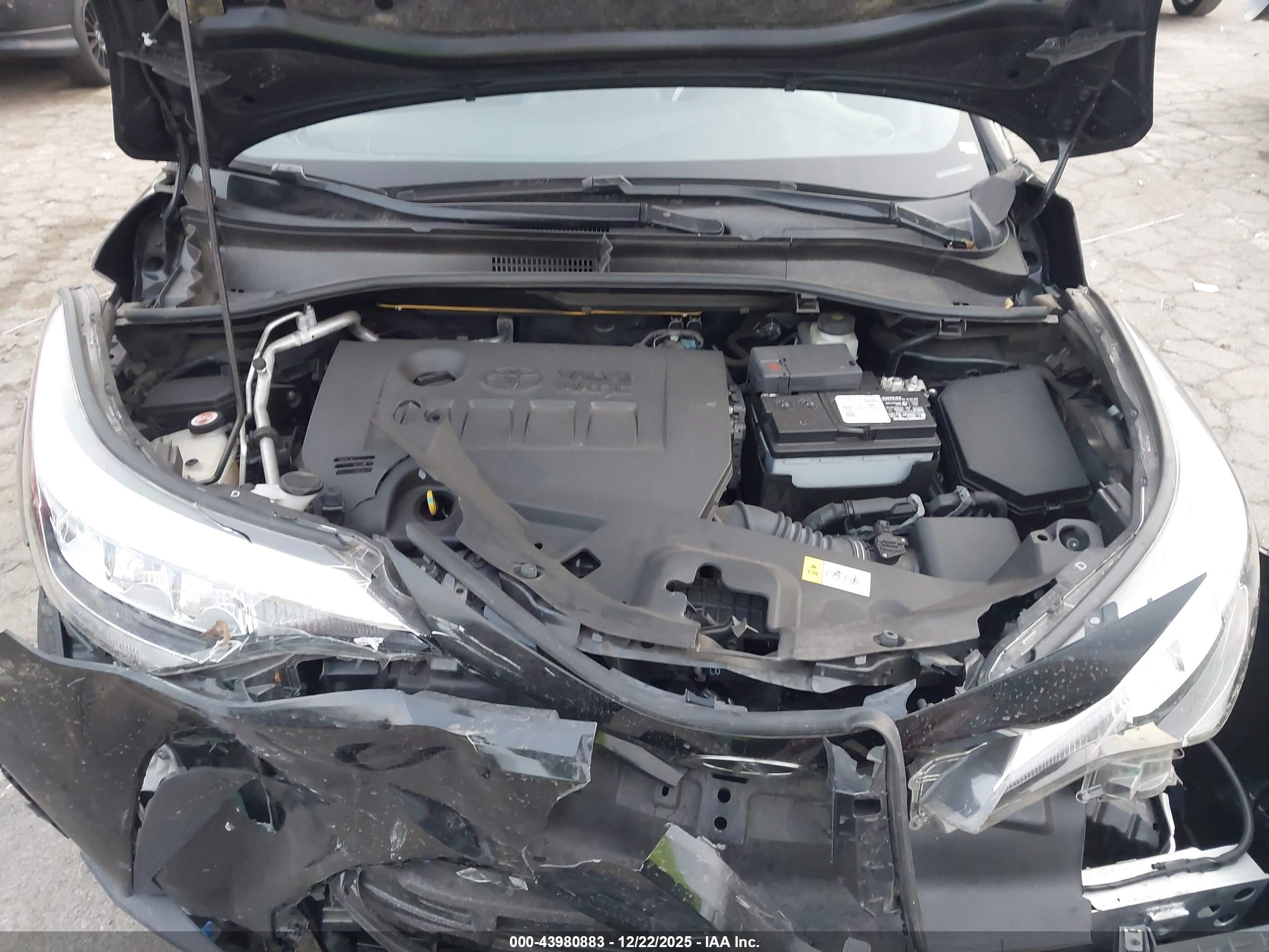 TOYOTA C-HR image 10