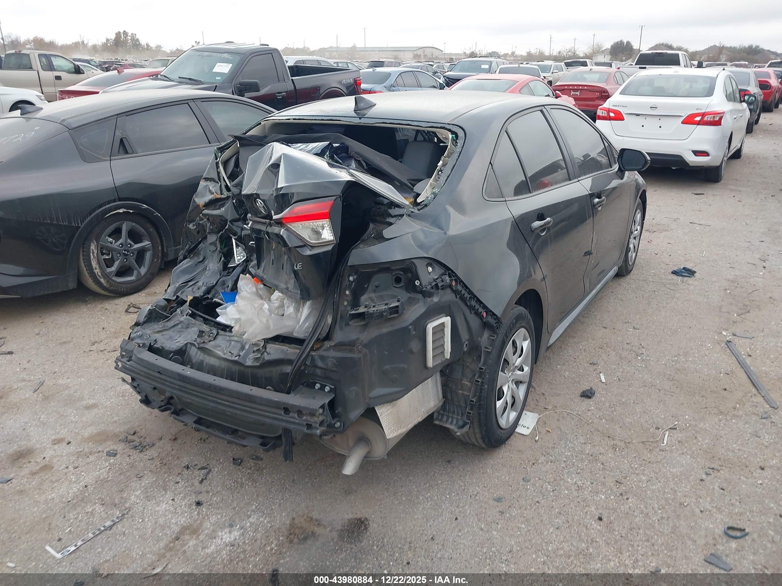 TOYOTA COROLLA image 4