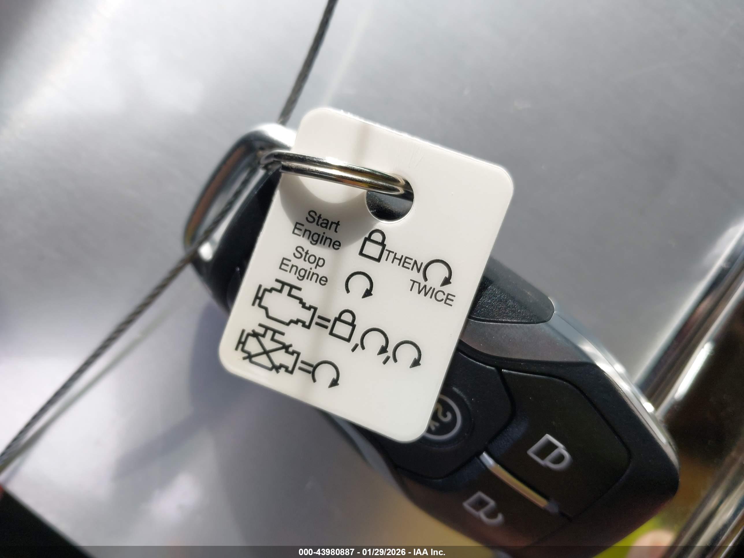 LINCOLN MKZ image 11