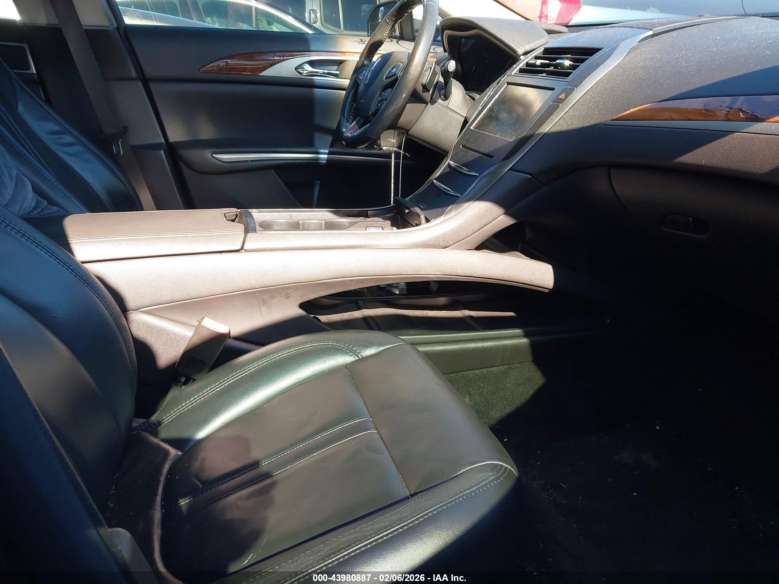 LINCOLN MKZ image 5